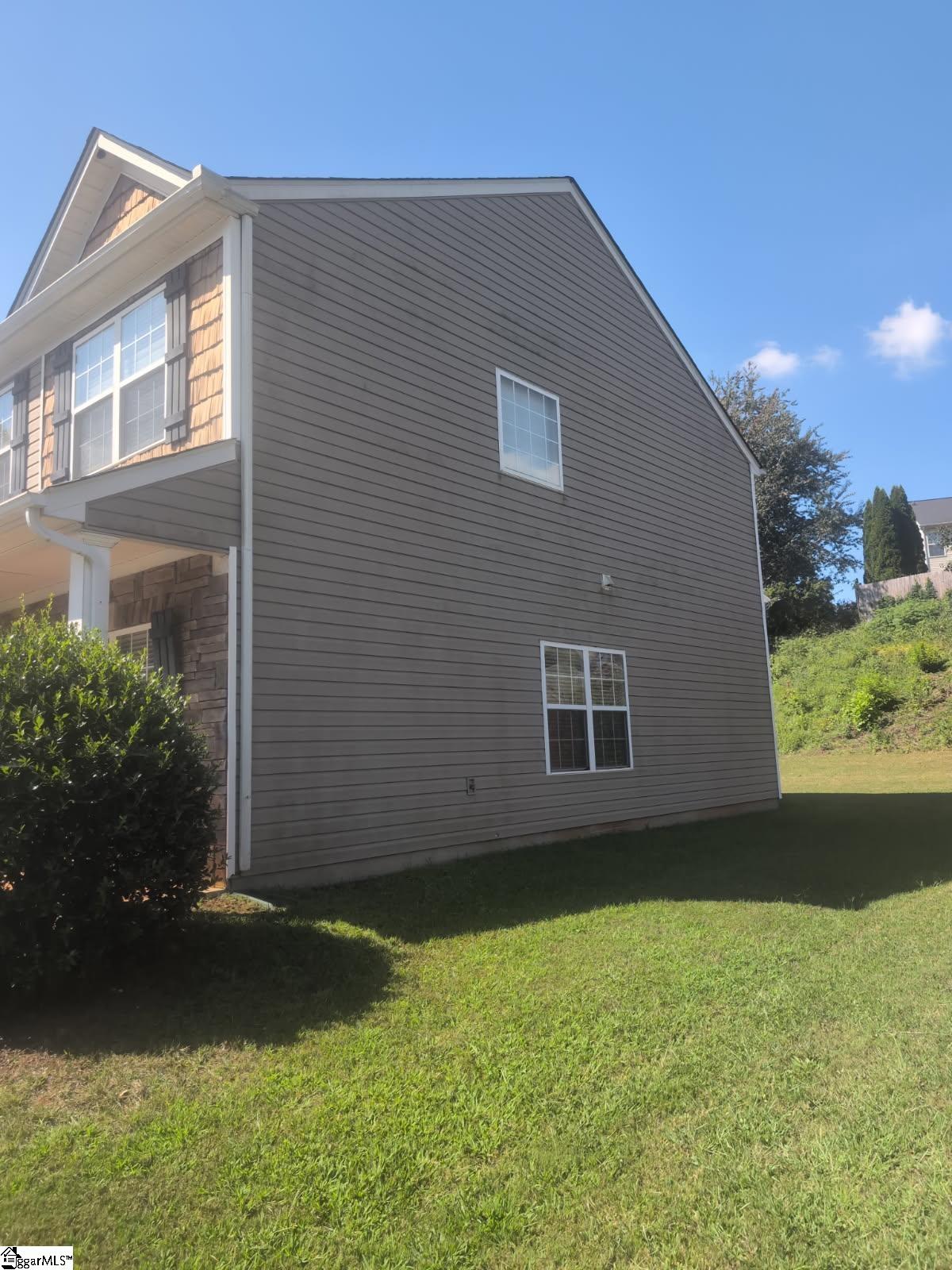 505 Chartwell Drive Property Photo 4