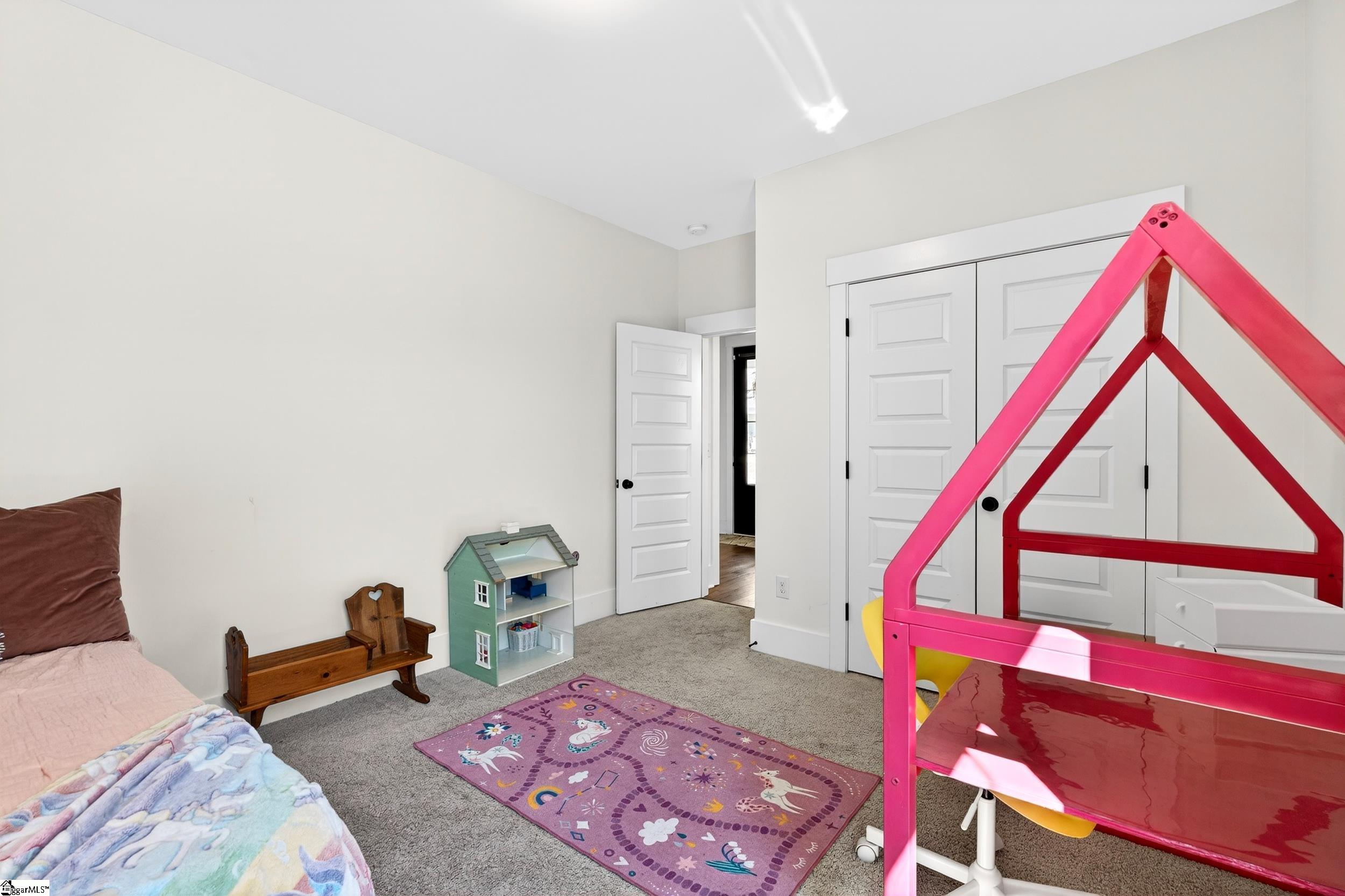 460 Galleron Court Property Photo 25