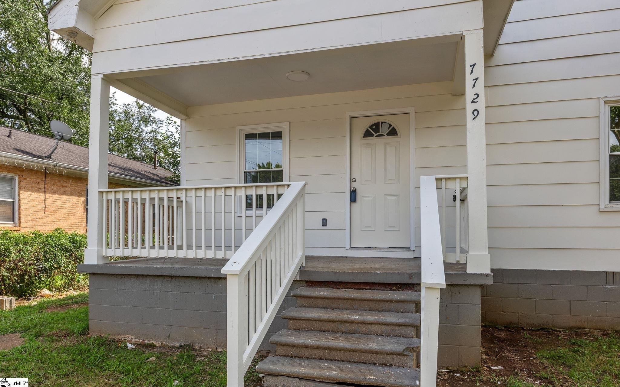 7729 Bradley Street Property Photo 4