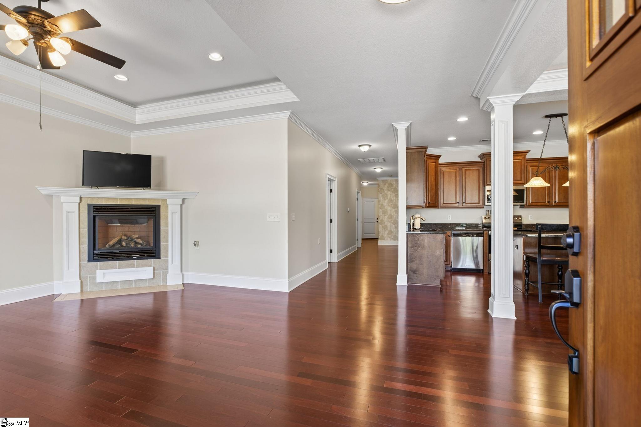 116 Bur Oak Drive Property Photo 8