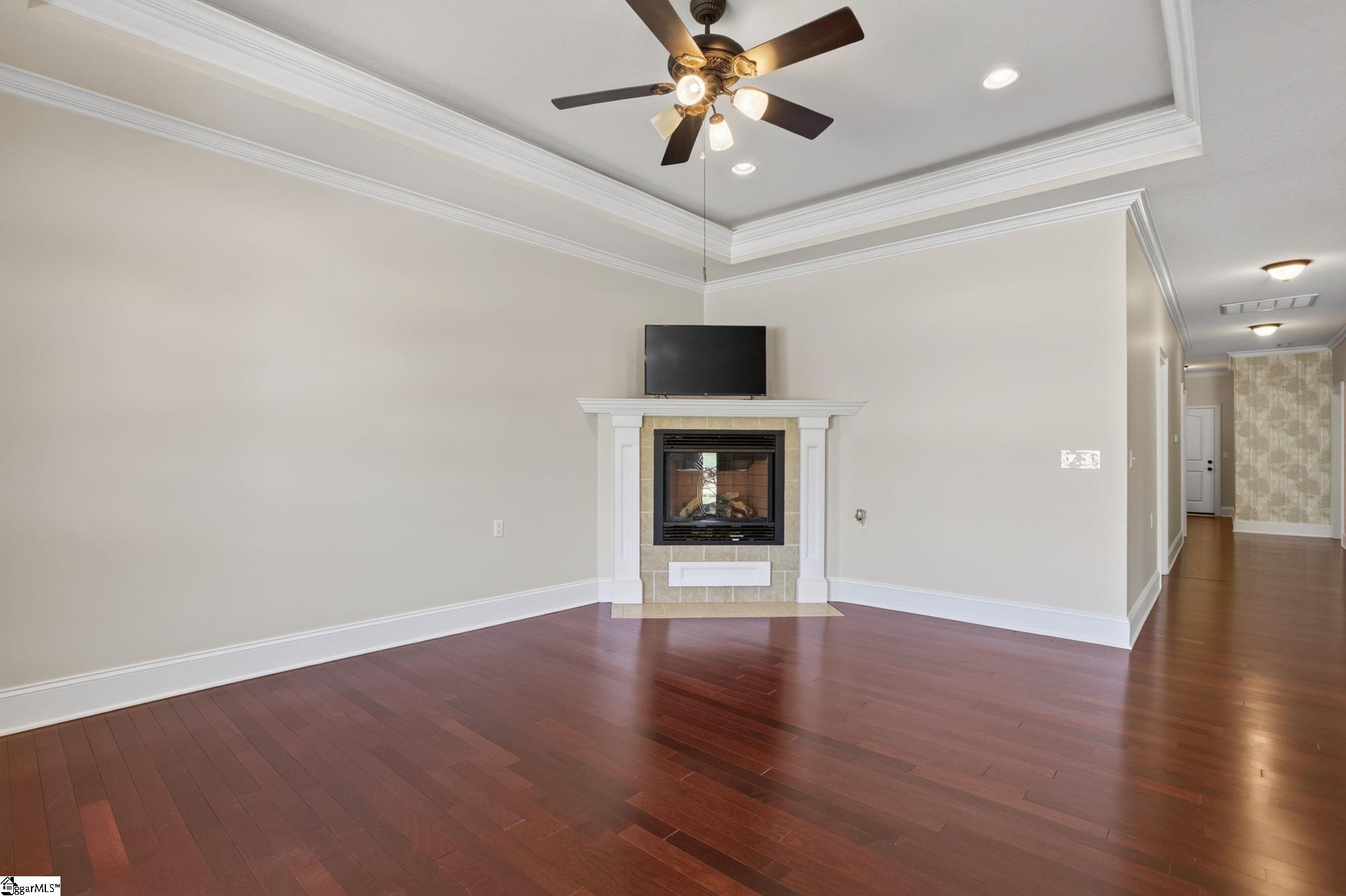 116 Bur Oak Drive Property Photo 9