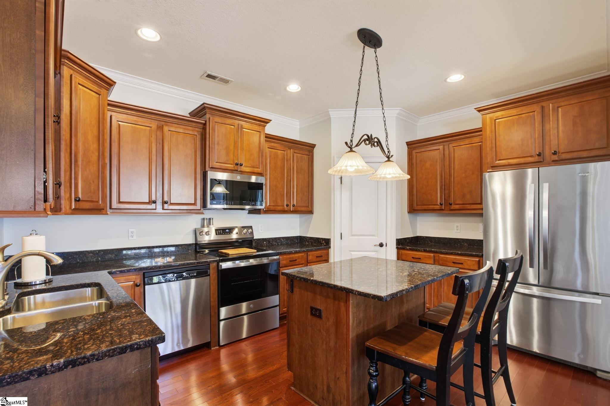 116 Bur Oak Drive Property Photo 17