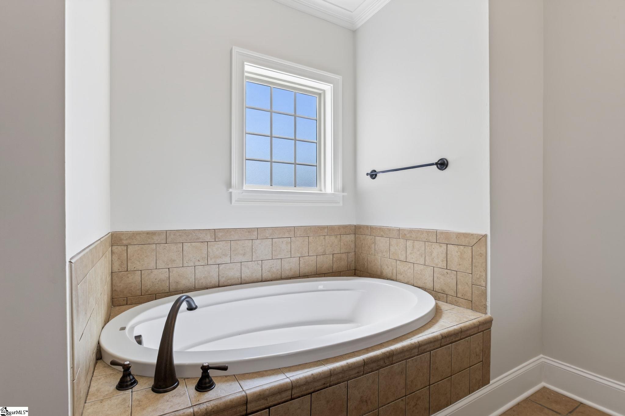 116 Bur Oak Drive Property Photo 33