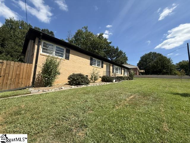207 Azalea Court Property Photo 2