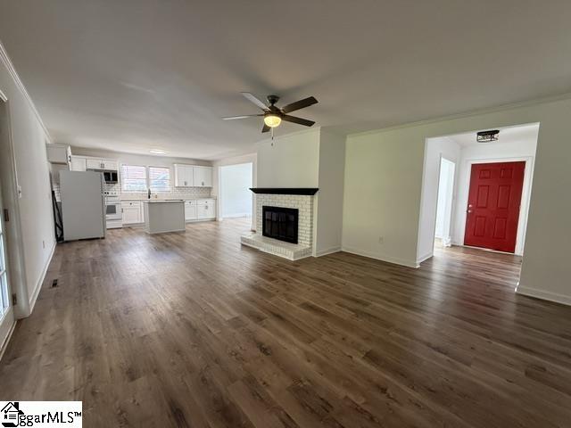 207 Azalea Court Property Photo 3