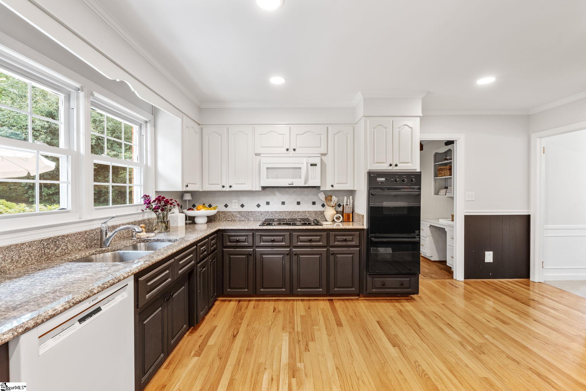 3 Providence Square Property Photo 12