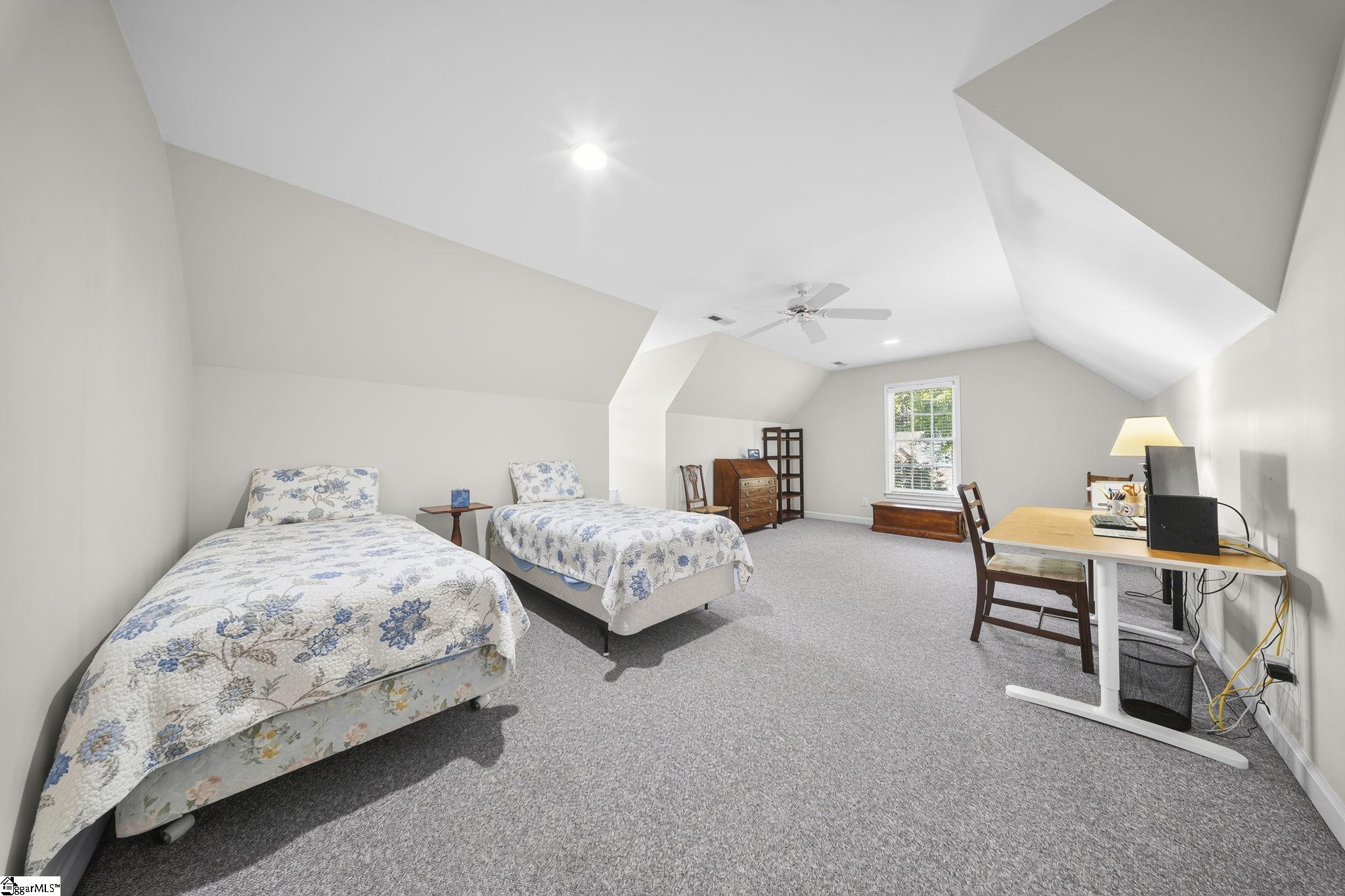 105 Wolf Run Drive Property Photo 34