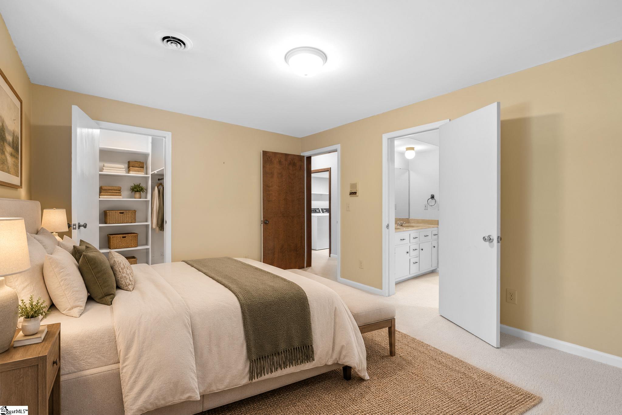 209 E Kenilworth Drive Property Photo 38