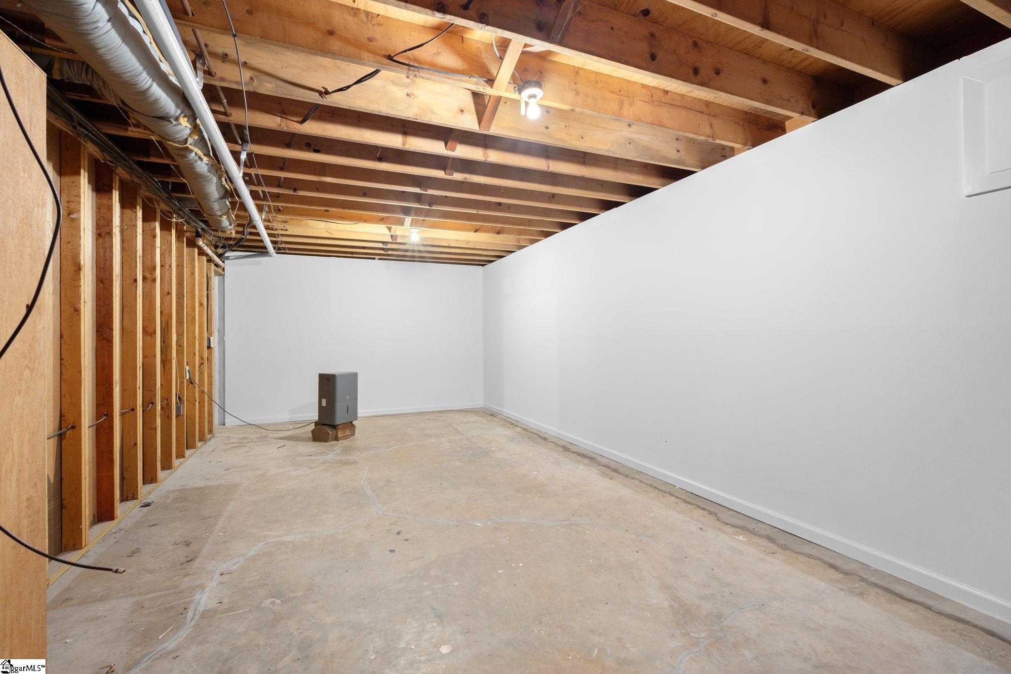 209 E Kenilworth Drive Property Photo 42