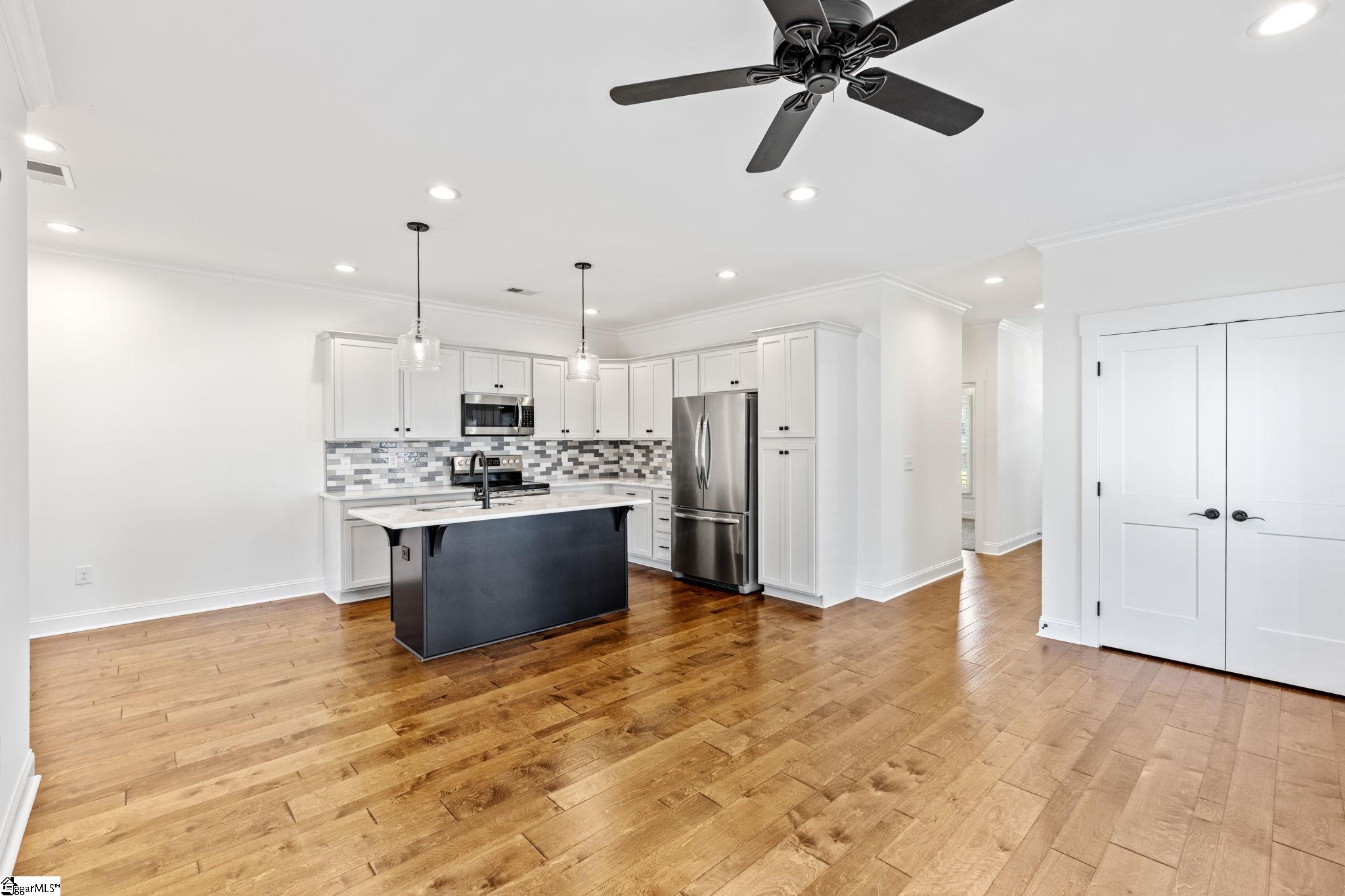 24 Ridgeway Avenue Property Photo 6