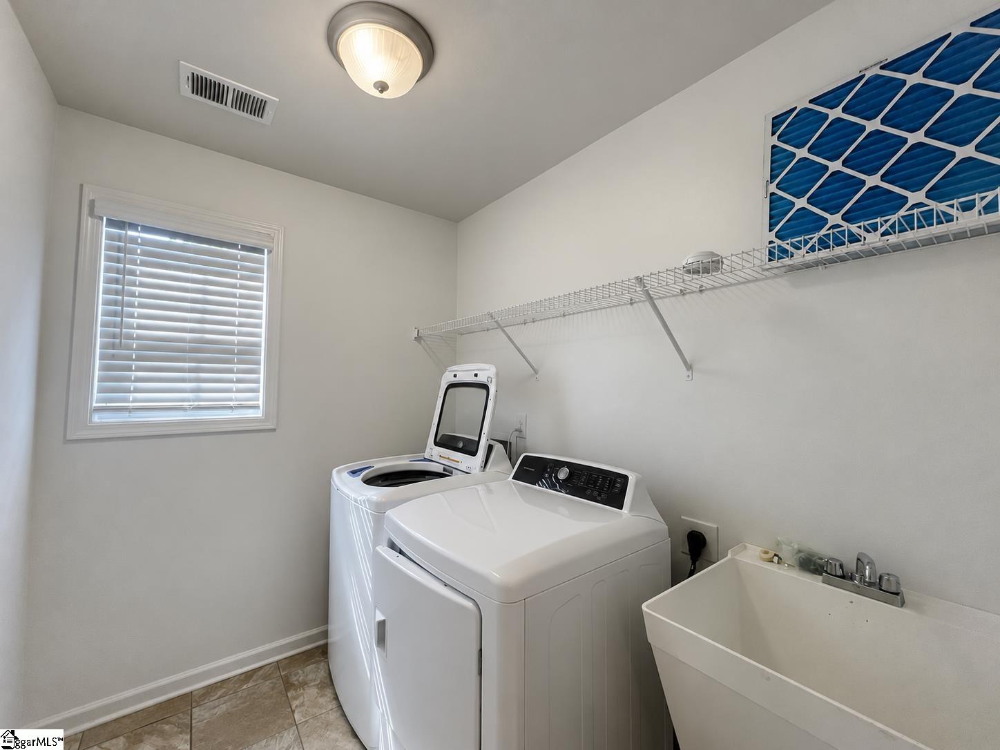 205 Lambert Court Property Photo 24