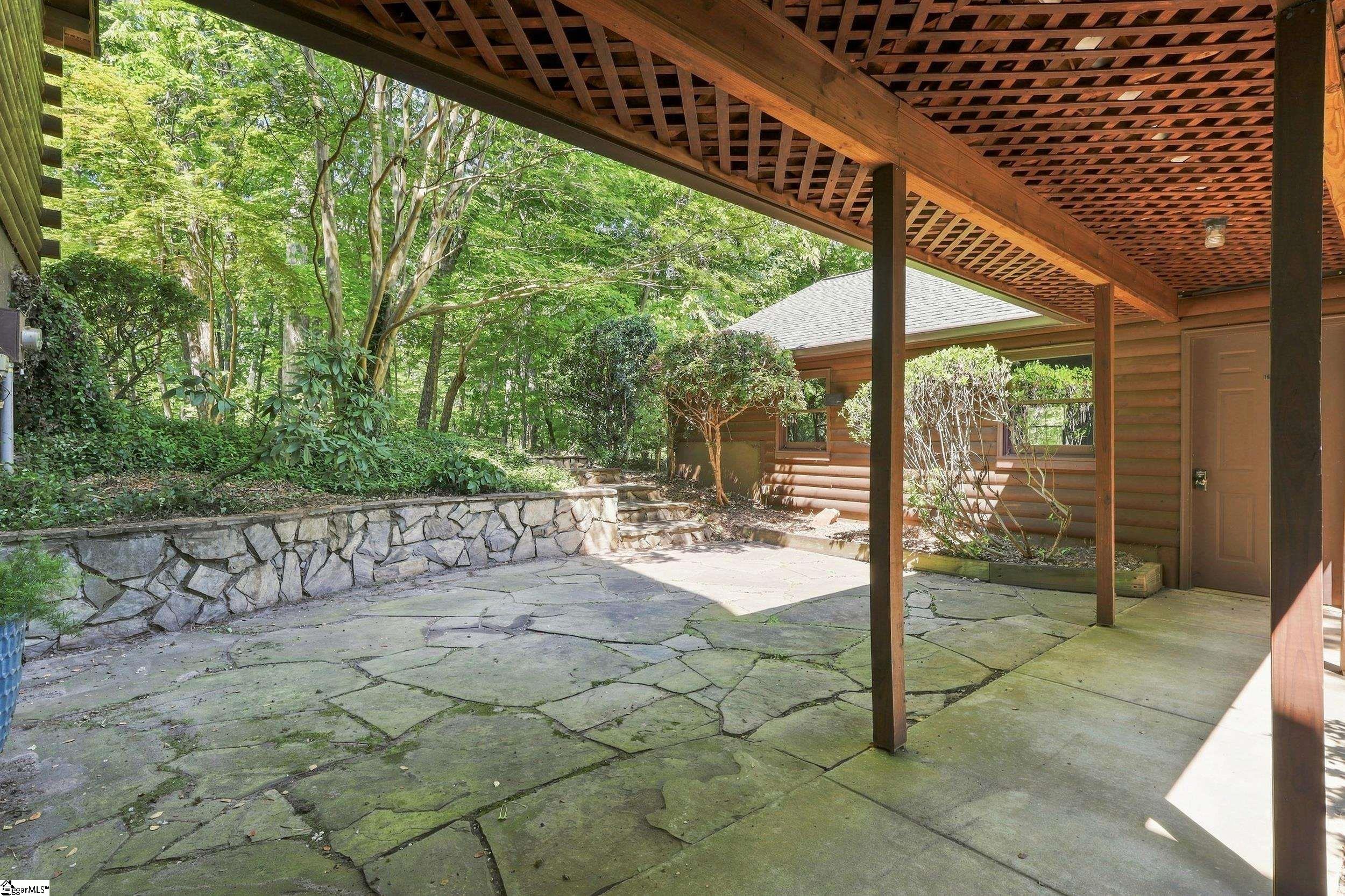 87 Robertson Road Property Photo 12