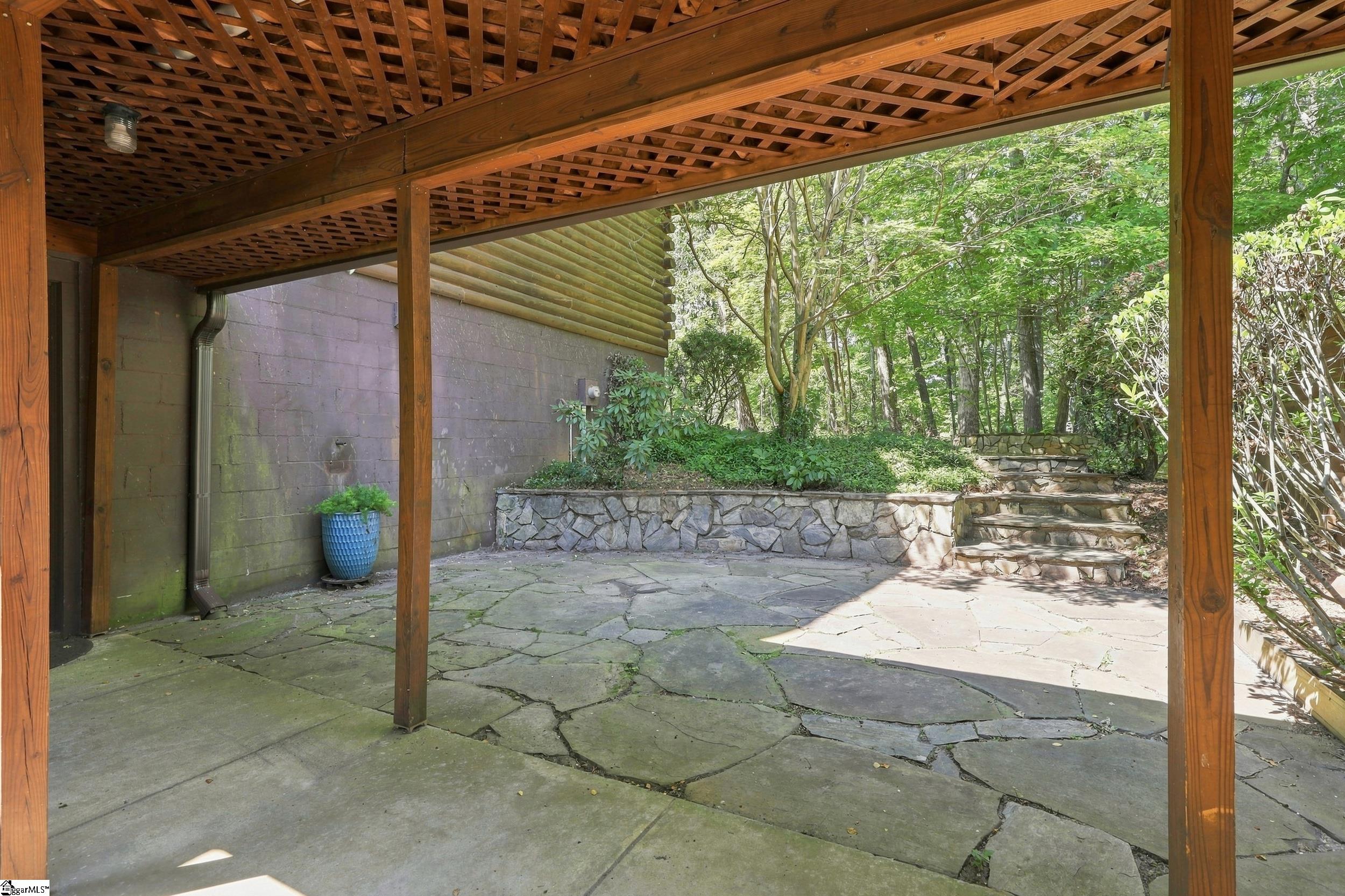 87 Robertson Road Property Photo 43