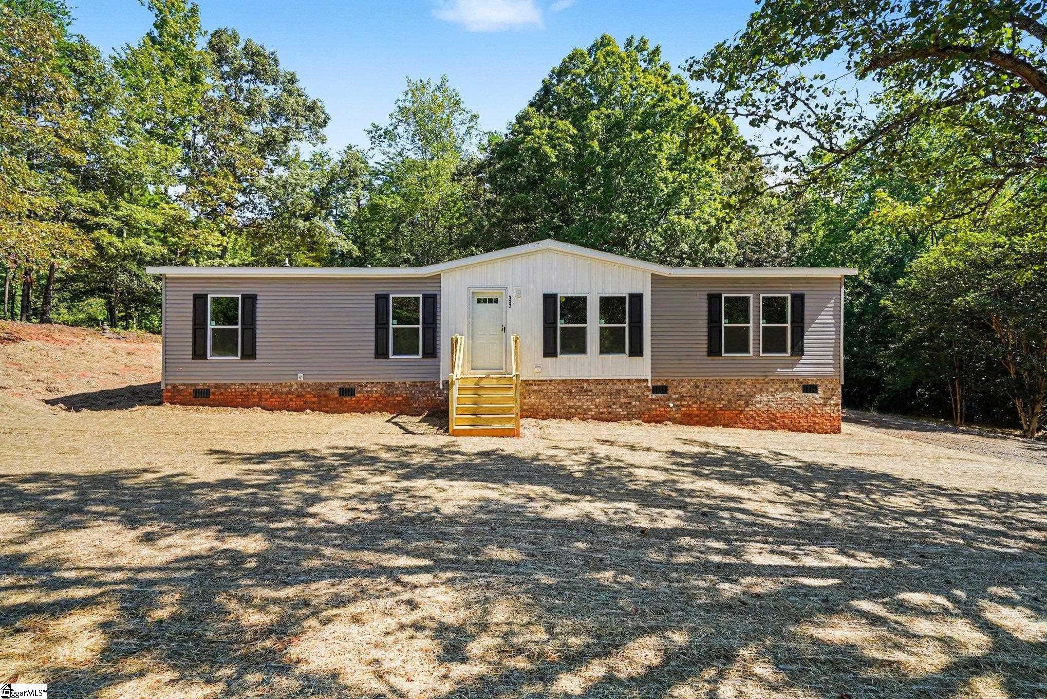 332 Shenandoah Drive Property Photo 1