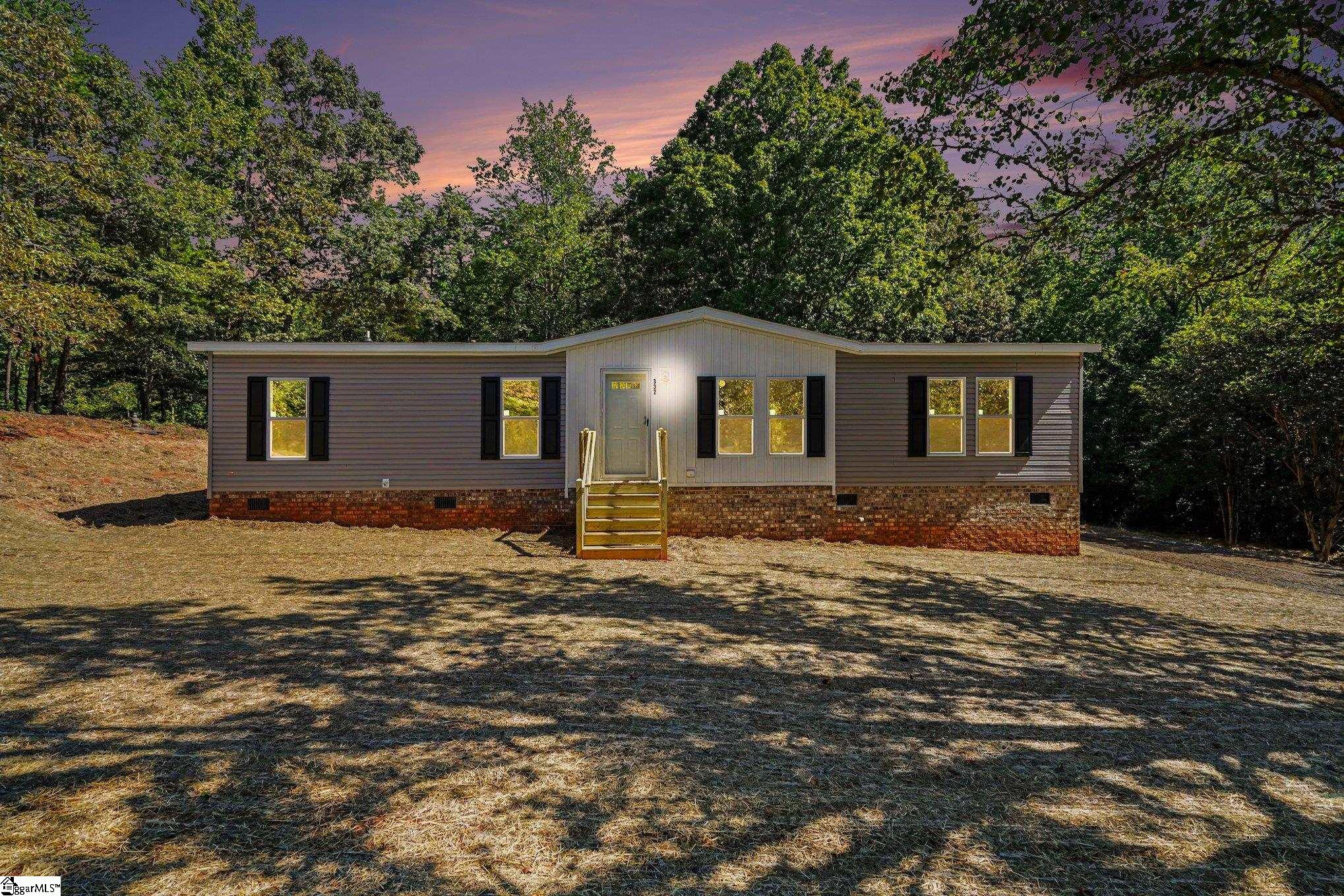 332 Shenandoah Drive Property Photo 3