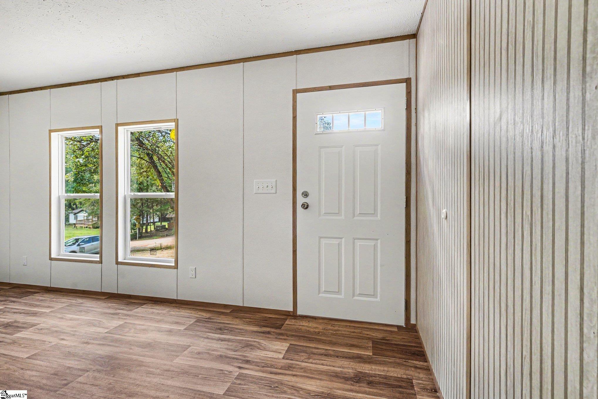 332 Shenandoah Drive Property Photo 6