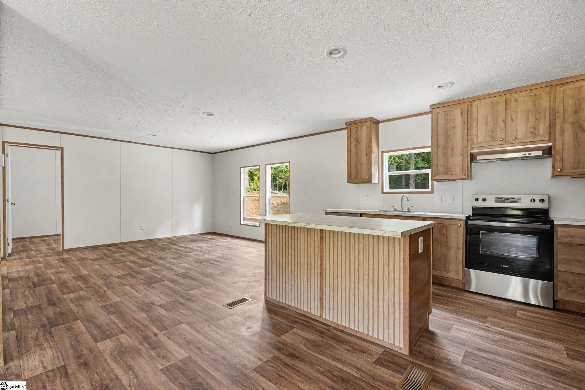 332 Shenandoah Drive Property Photo 9