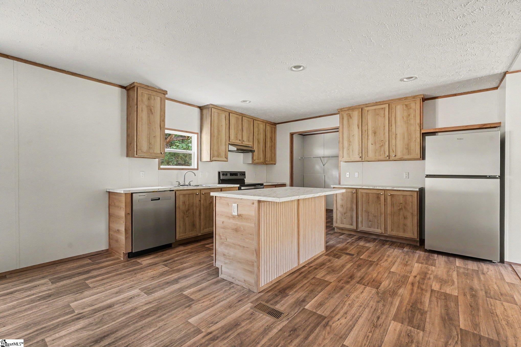 332 Shenandoah Drive Property Photo 10