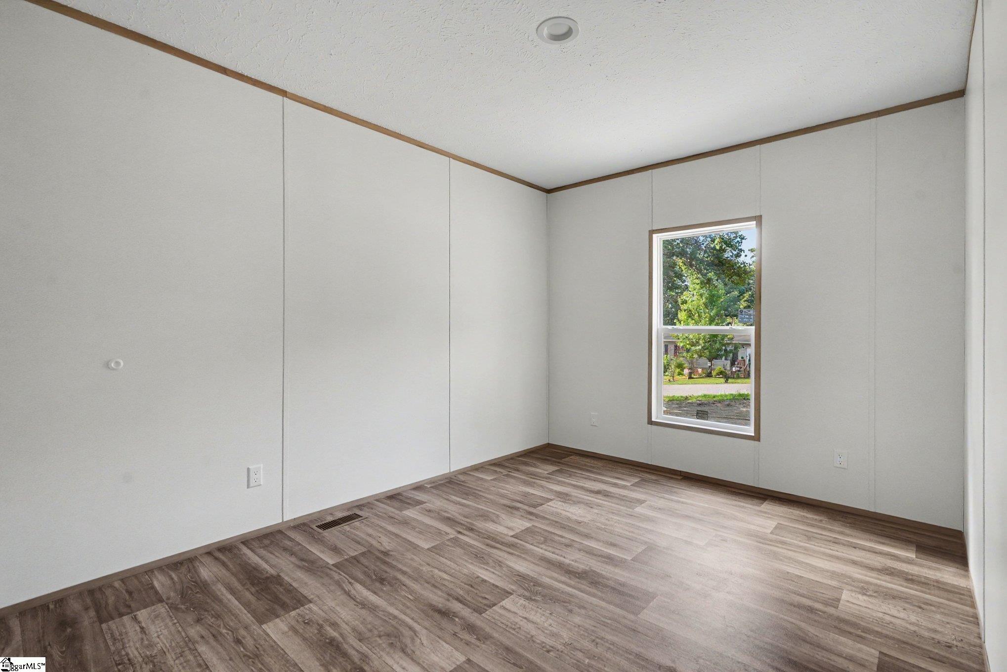 332 Shenandoah Drive Property Photo 23
