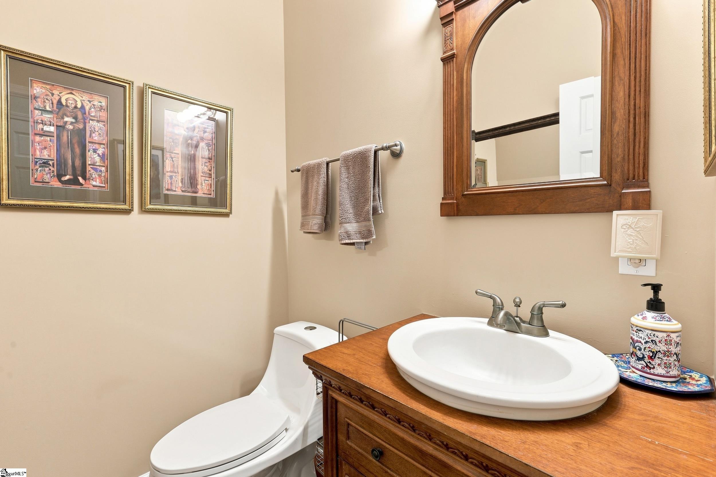 104 N Windy Point Property Photo 24