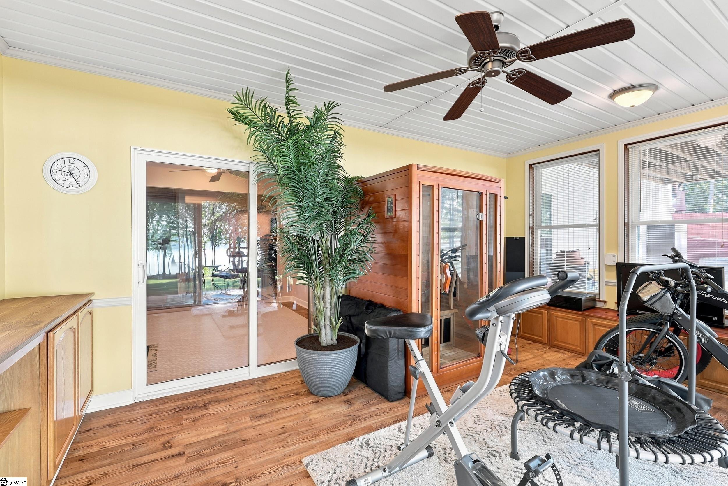 104 N Windy Point Property Photo 32