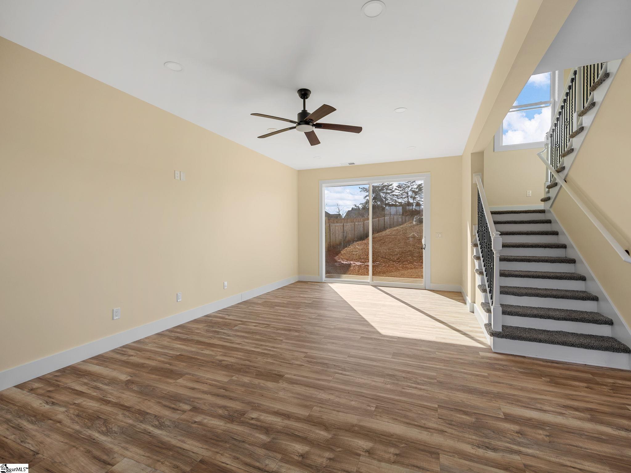 224 W Clark Road Property Photo 10