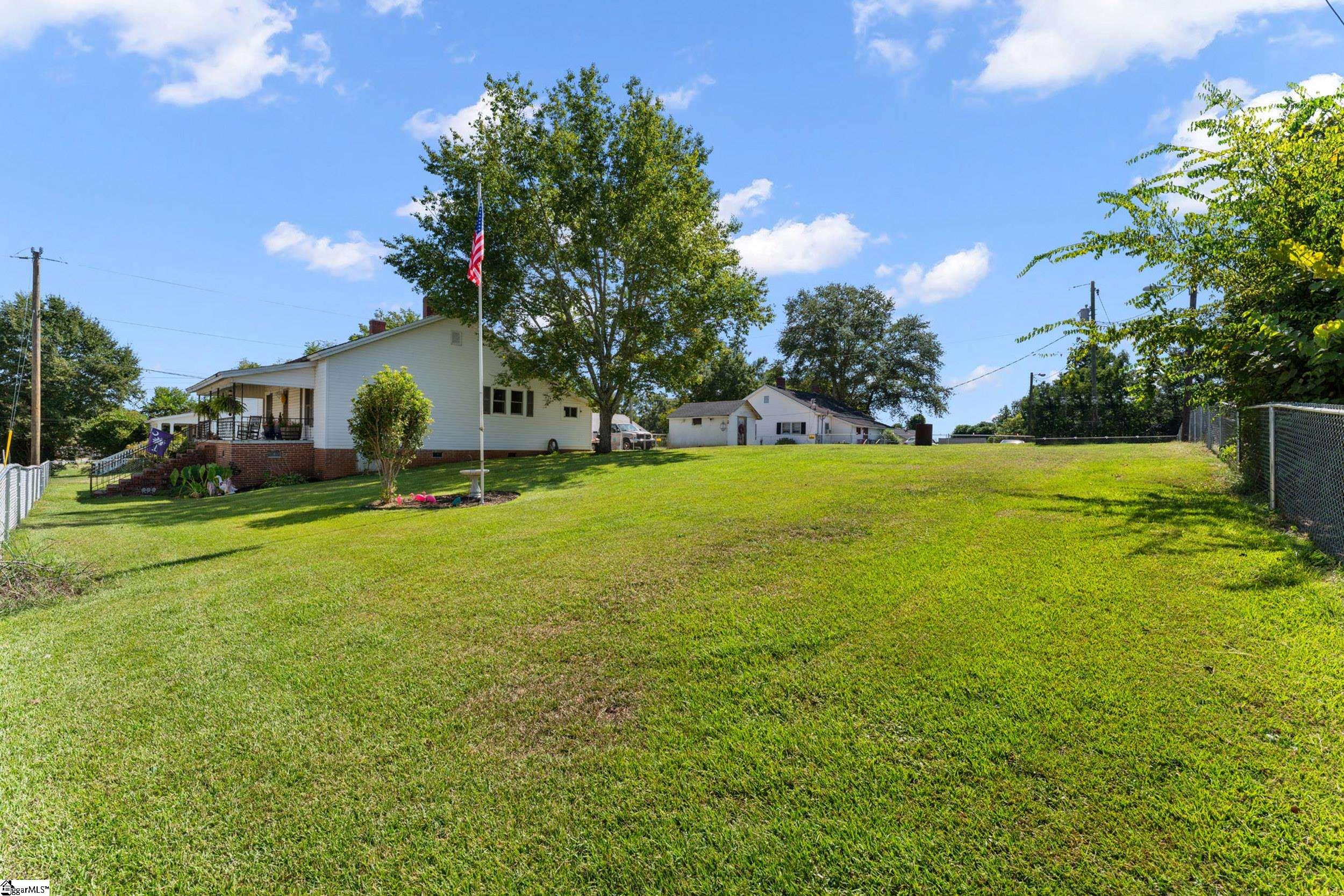 31 & 33 N Greenwood Avenue Property Photo 25