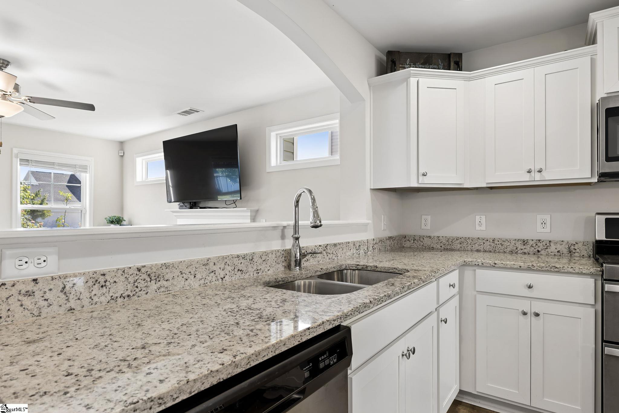 14 Steeds Glen Road Property Photo 5