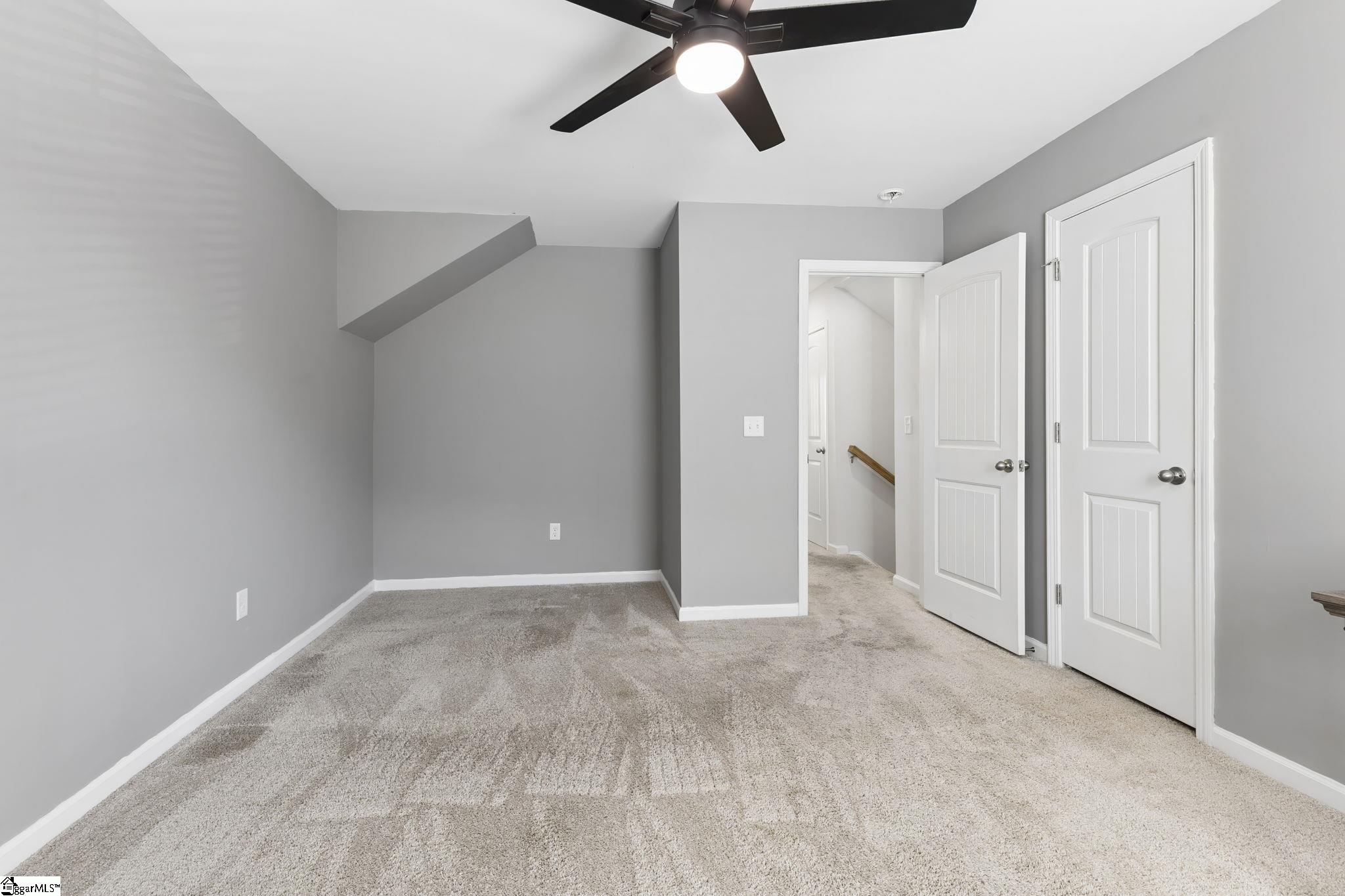 14 Steeds Glen Road Property Photo 21
