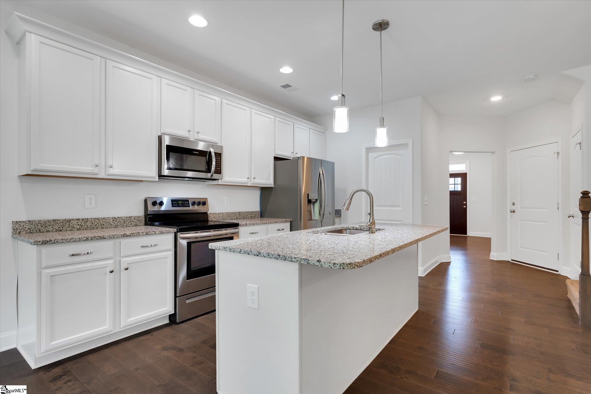 119 Rushing Creek Lane Property Photo 7