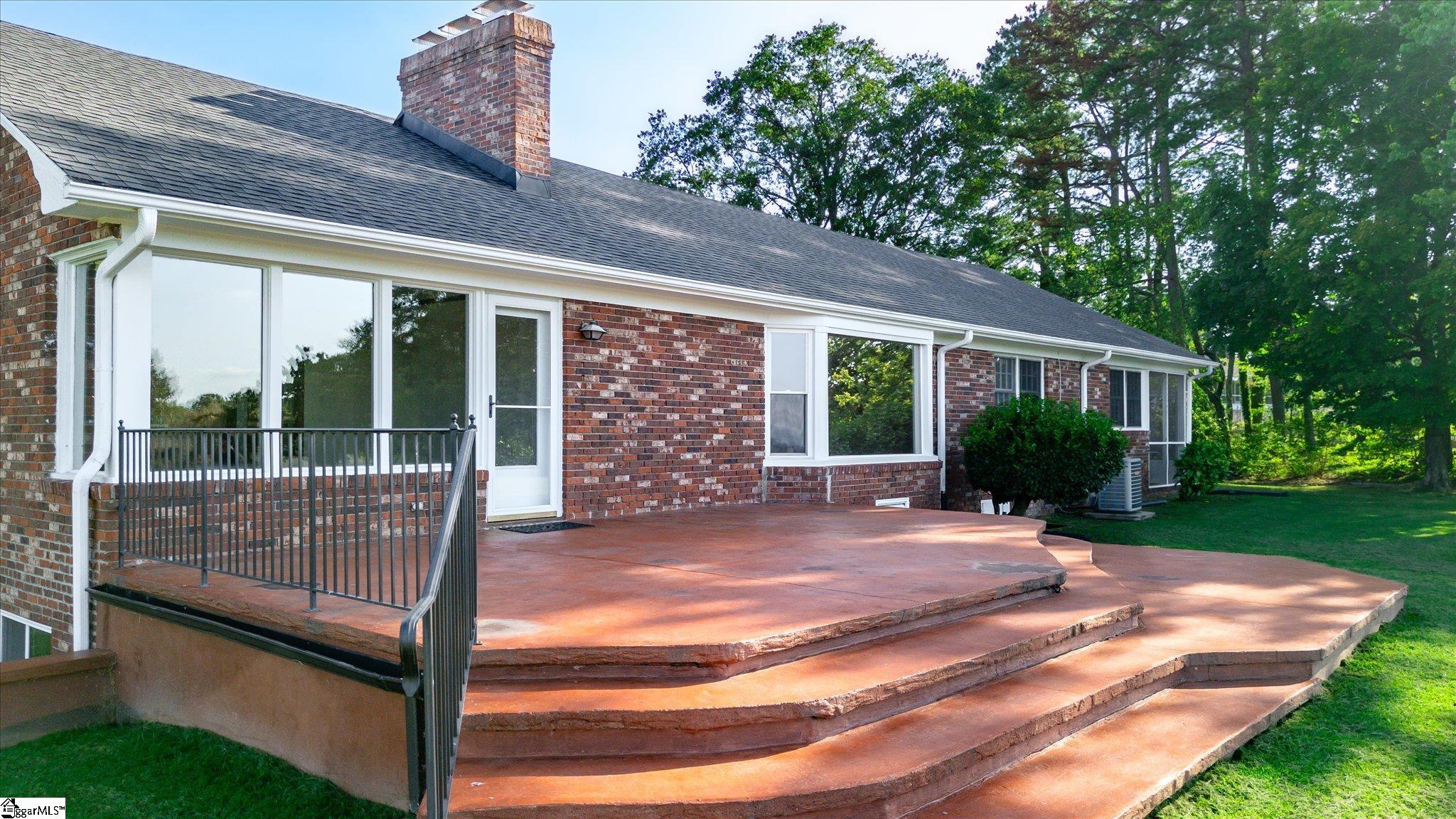 609 Pelham Road Property Photo 37