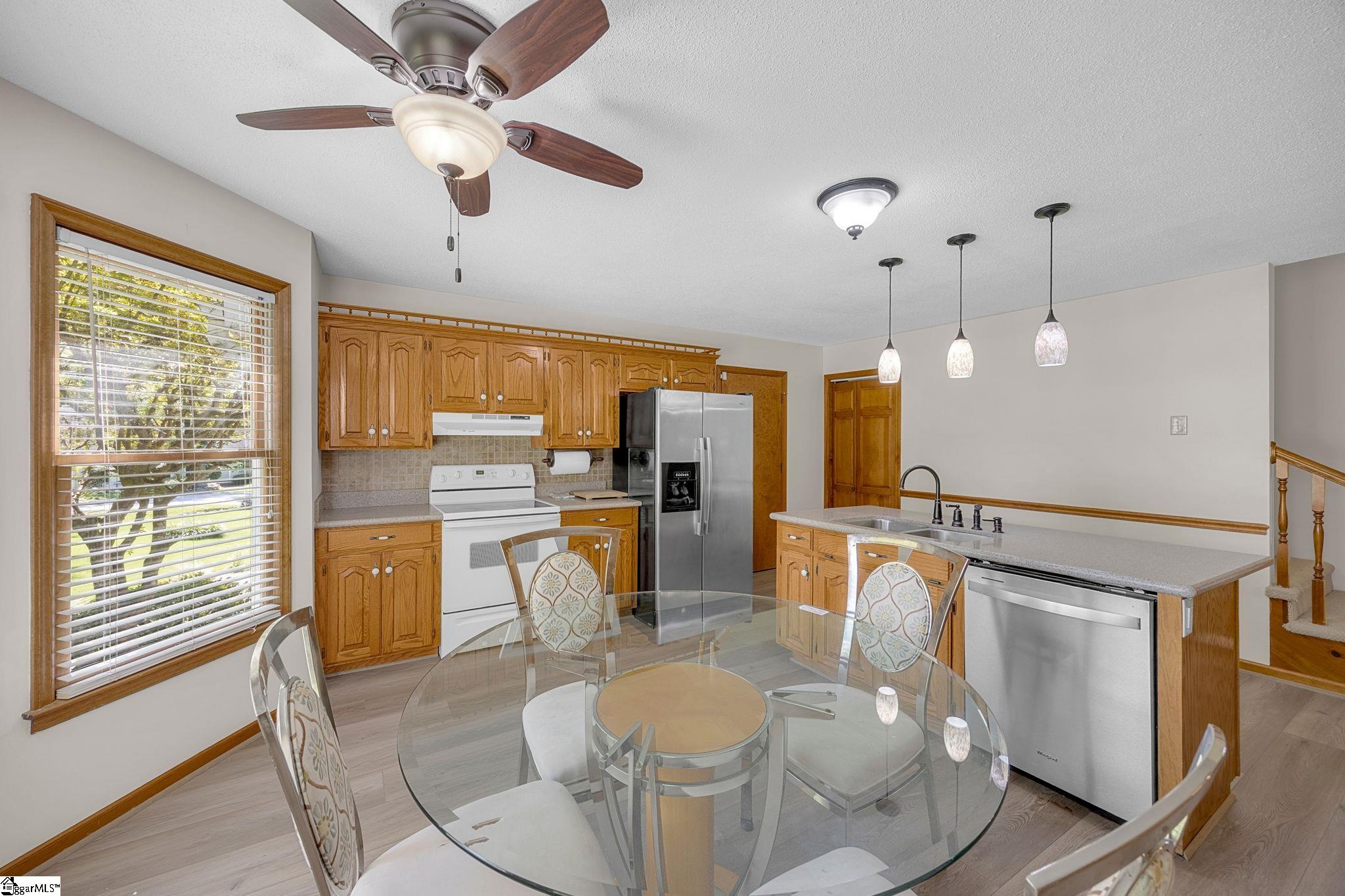 200 Wren Way Property Photo 14