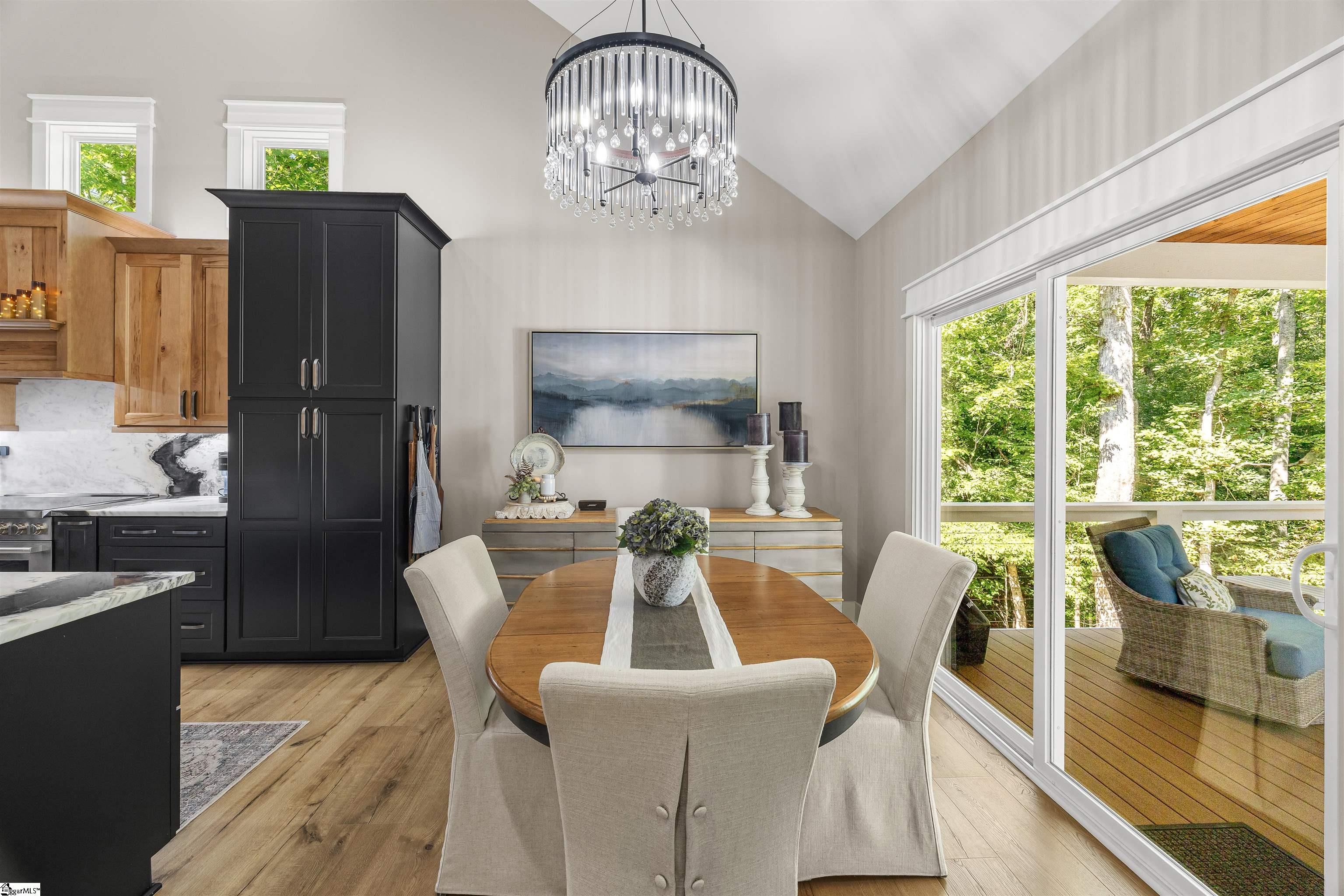 7 Maxfli Court Property Photo 15