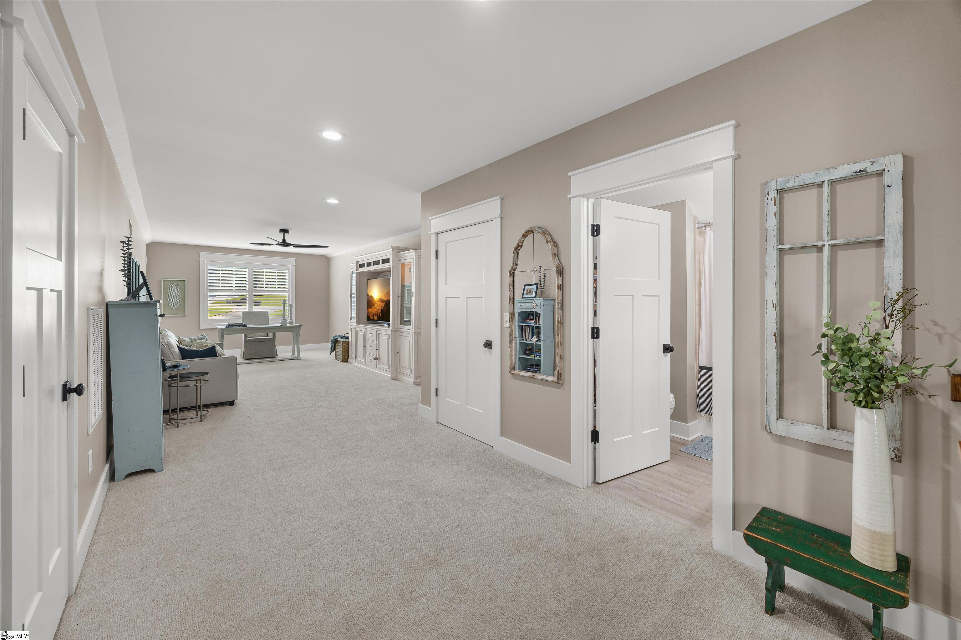 7 Maxfli Court Property Photo 32