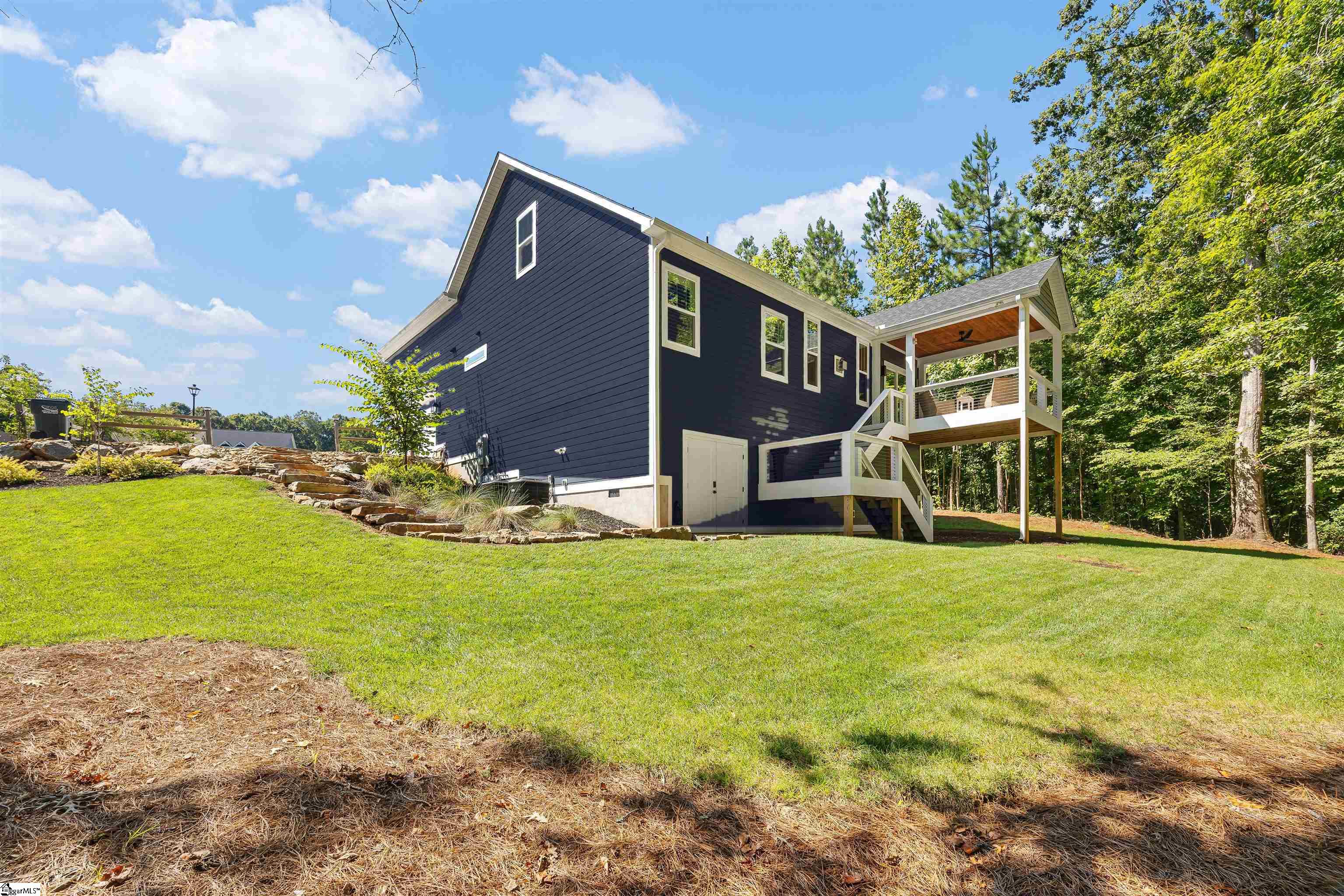 7 Maxfli Court Property Photo 37