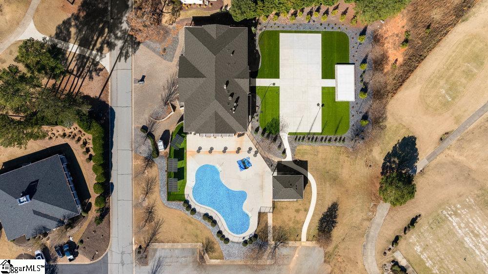 7 Maxfli Court Property Photo 44
