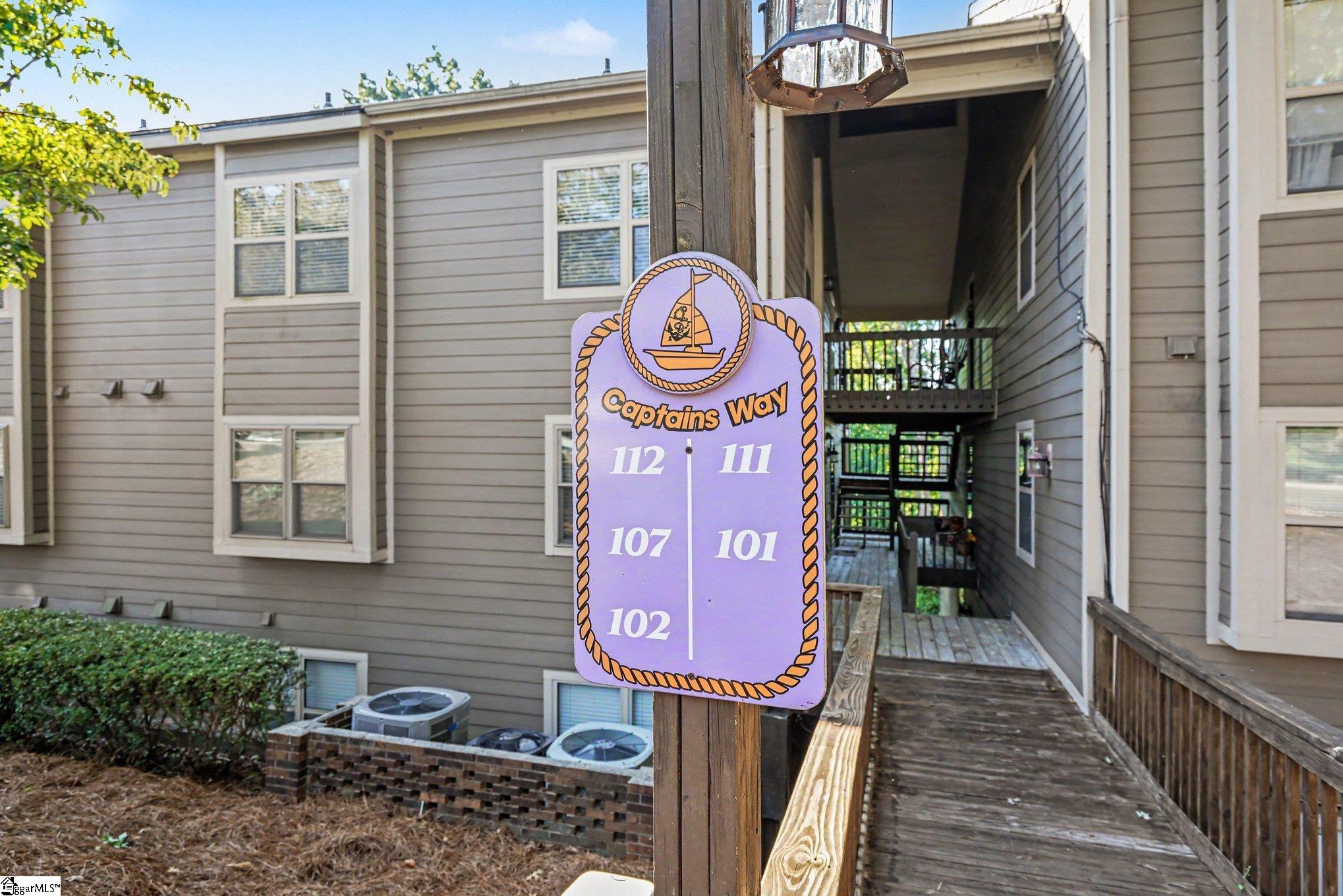 112 Captains Way Property Photo 3
