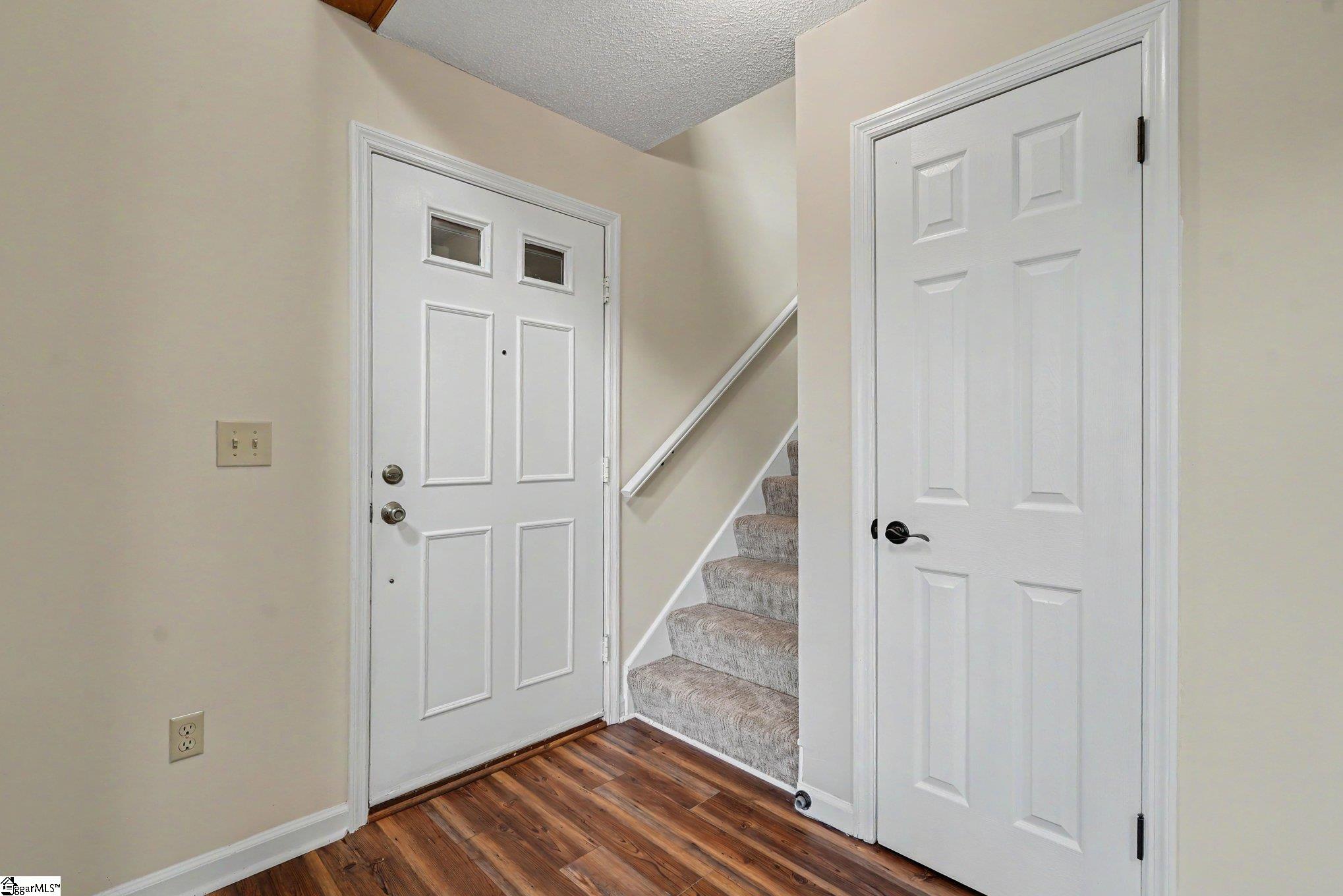 112 Captains Way Property Photo 4