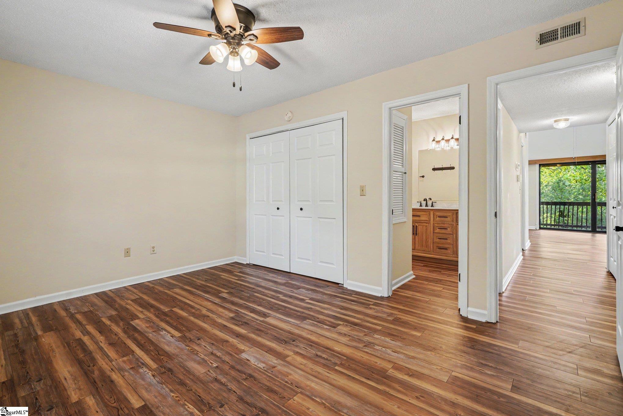 112 Captains Way Property Photo 5