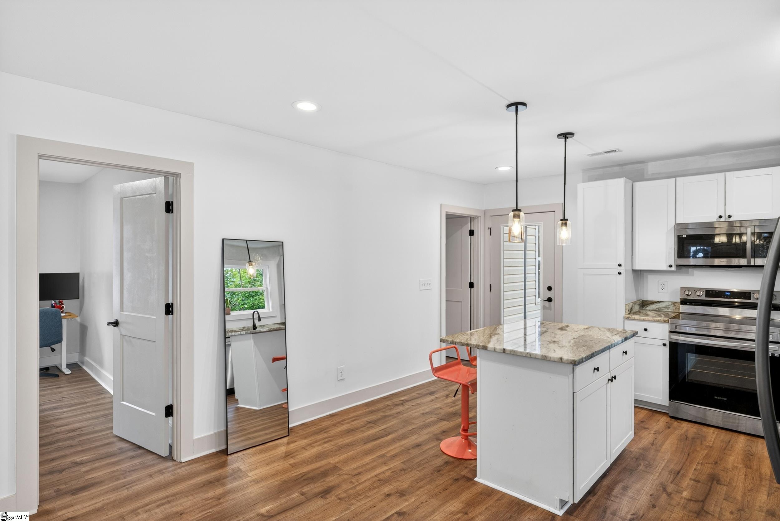 9 Mcdade Street Property Photo 17