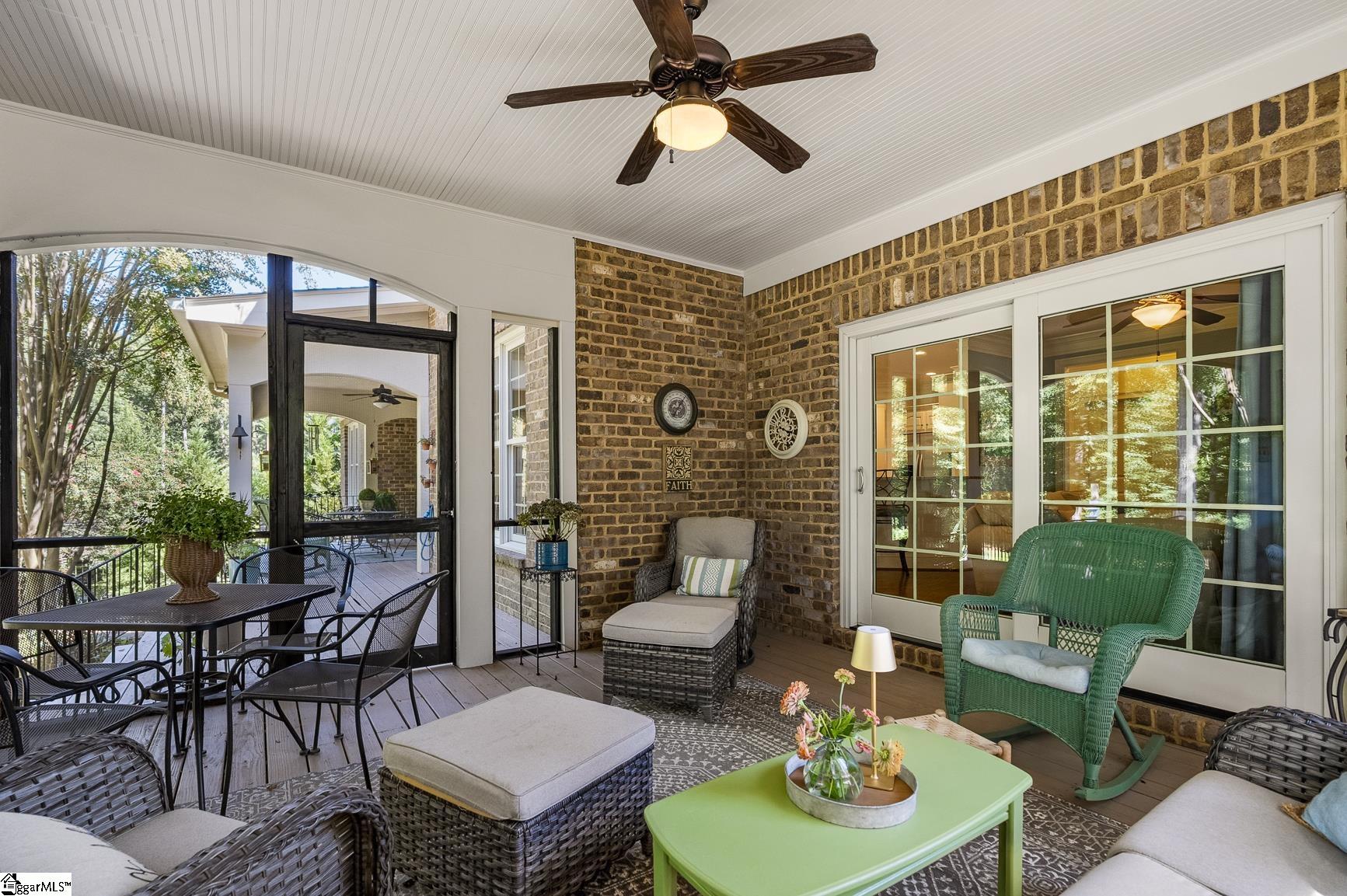 205 Whitworth Way Property Photo 17