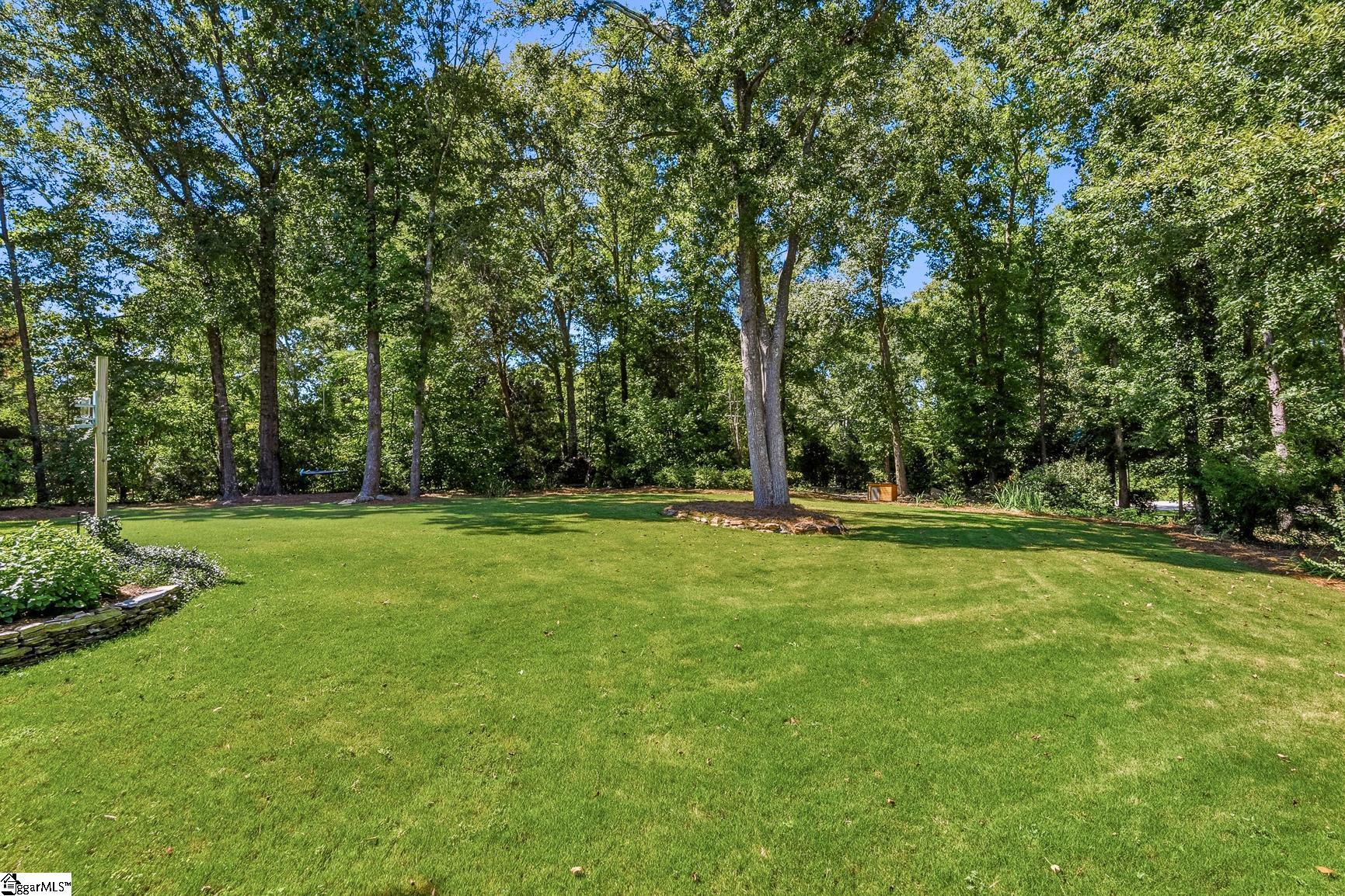 205 Whitworth Way Property Photo 22