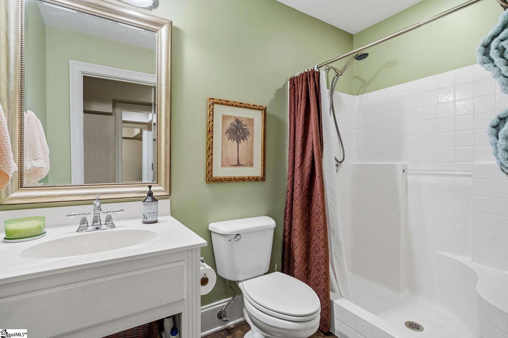 205 Whitworth Way Property Photo 47