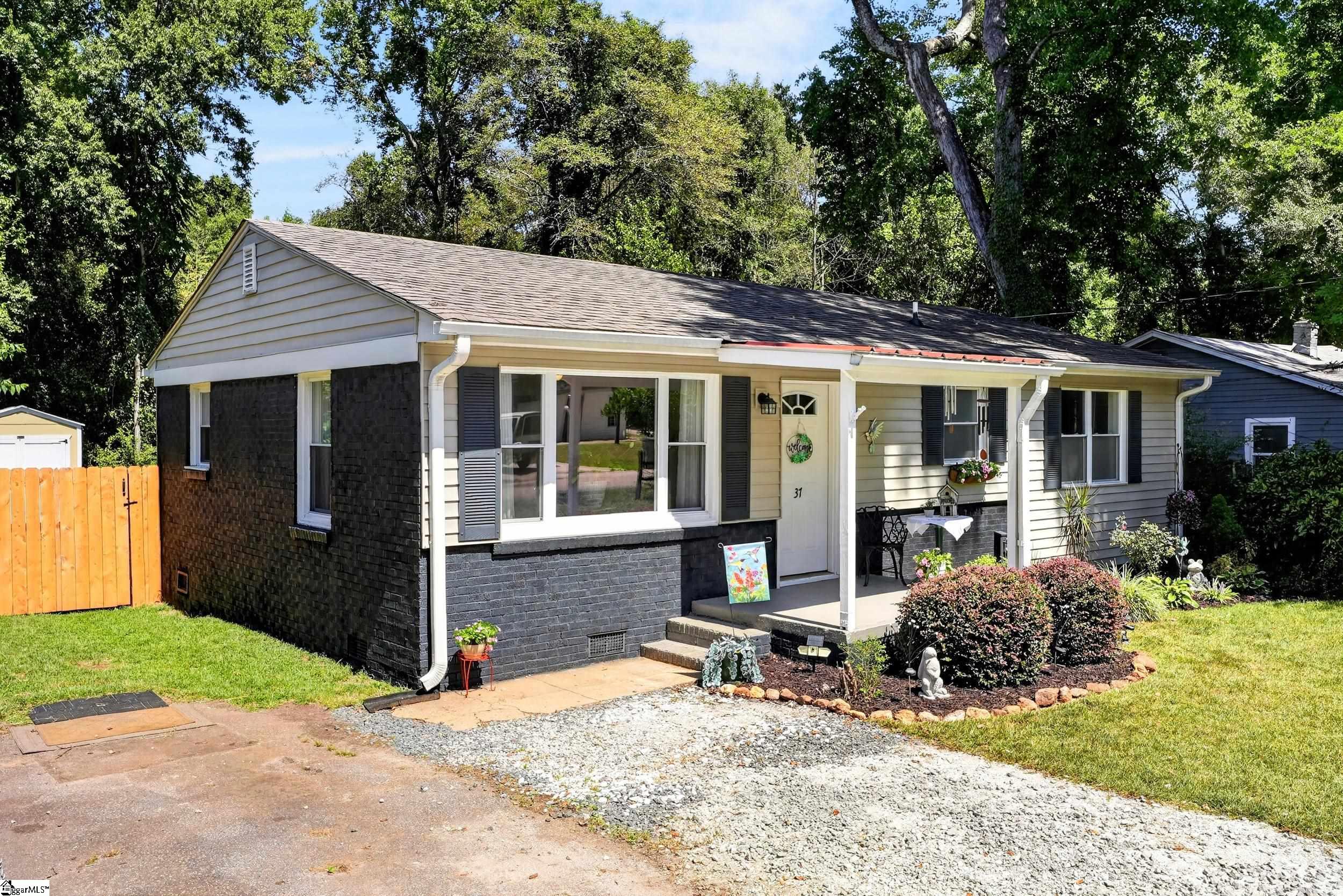 37 Crestmore Drive Property Photo 6