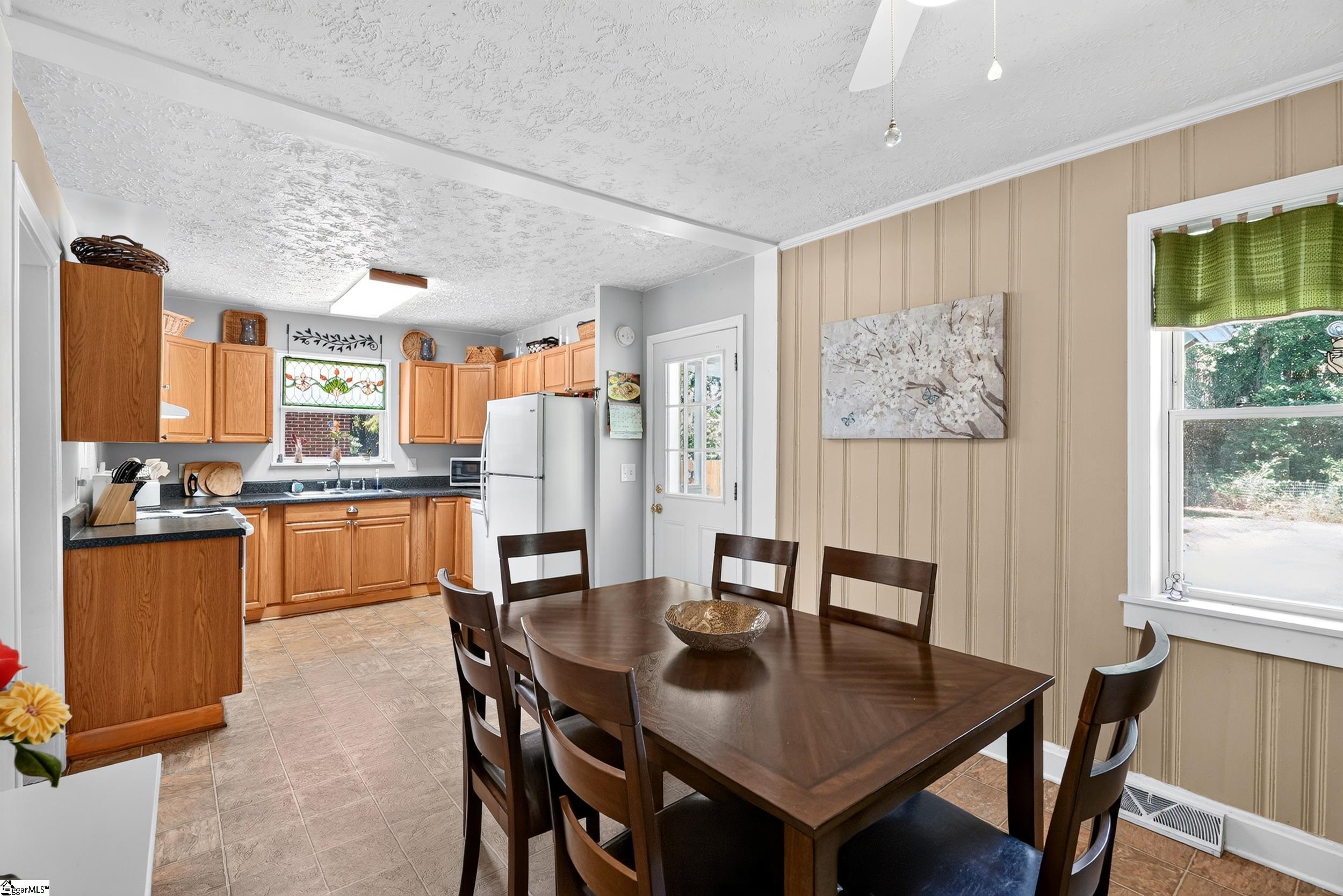 37 Crestmore Drive Property Photo 12
