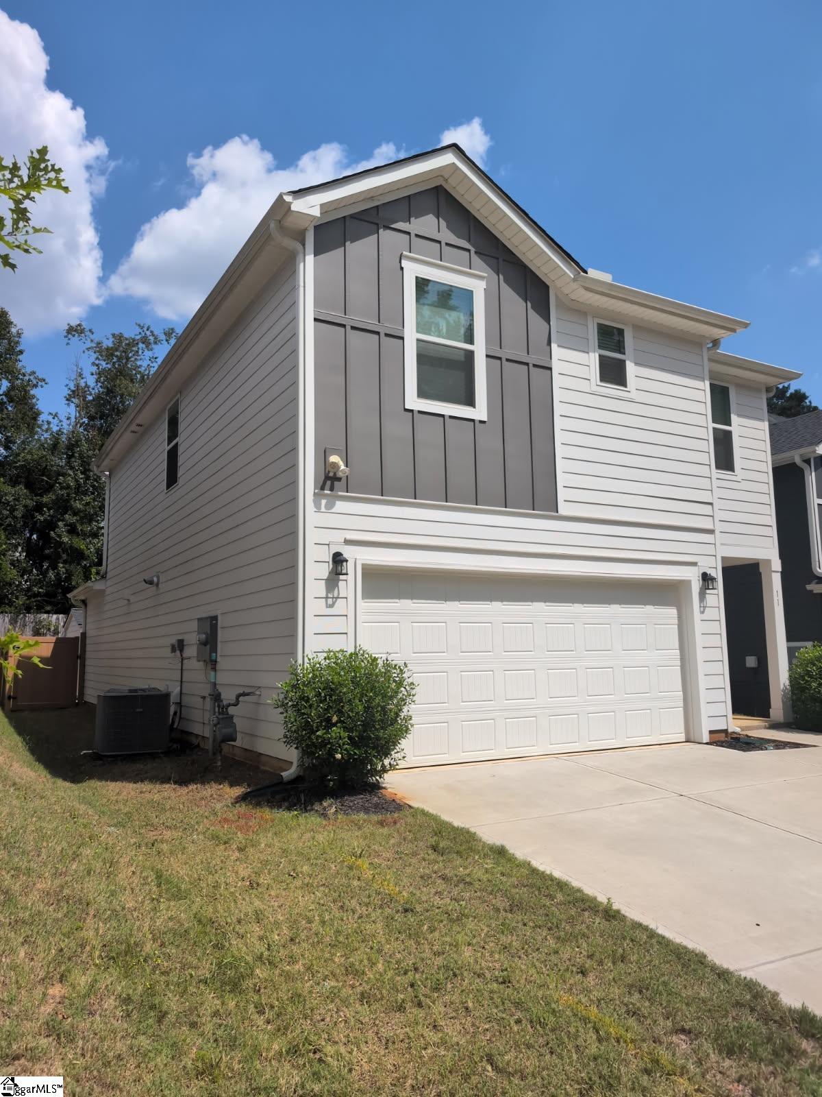 11 Brayfield Trail Property Photo 3