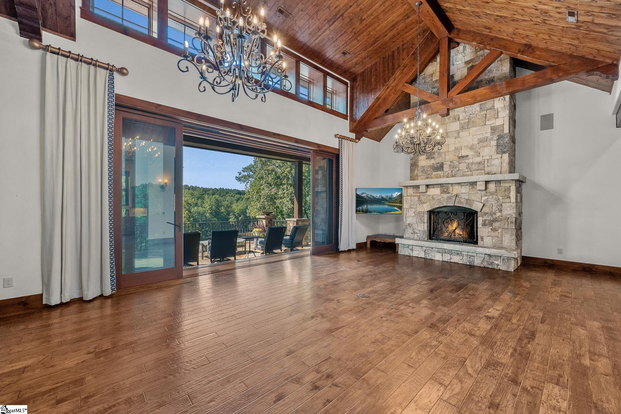 162 Ridge Top Lane Property Photo 6