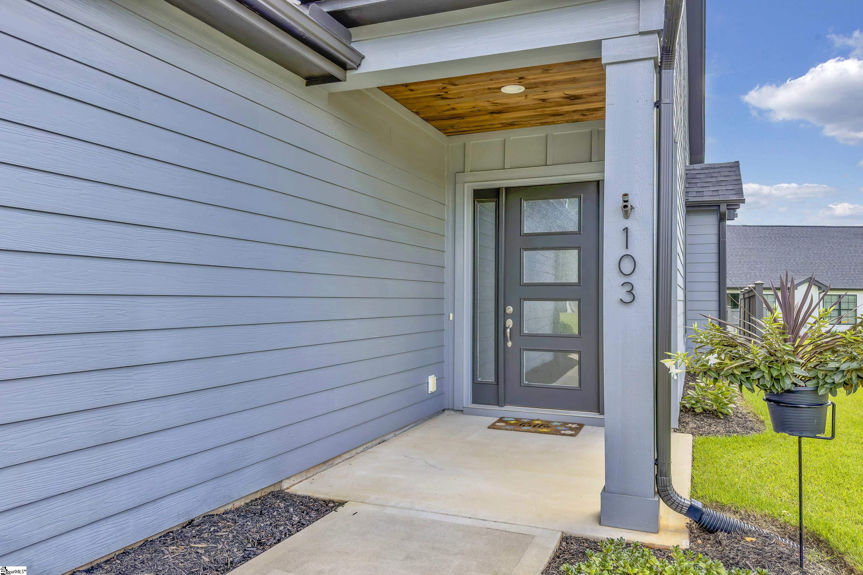 103 Ridan Road Property Photo 3