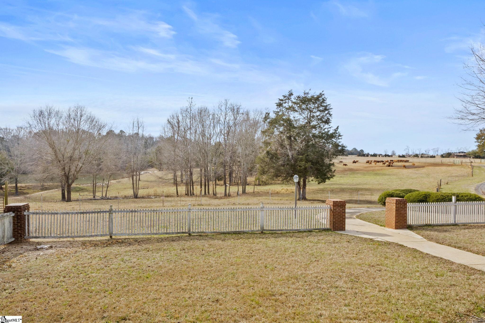 414 Giggle Drive Property Photo 6