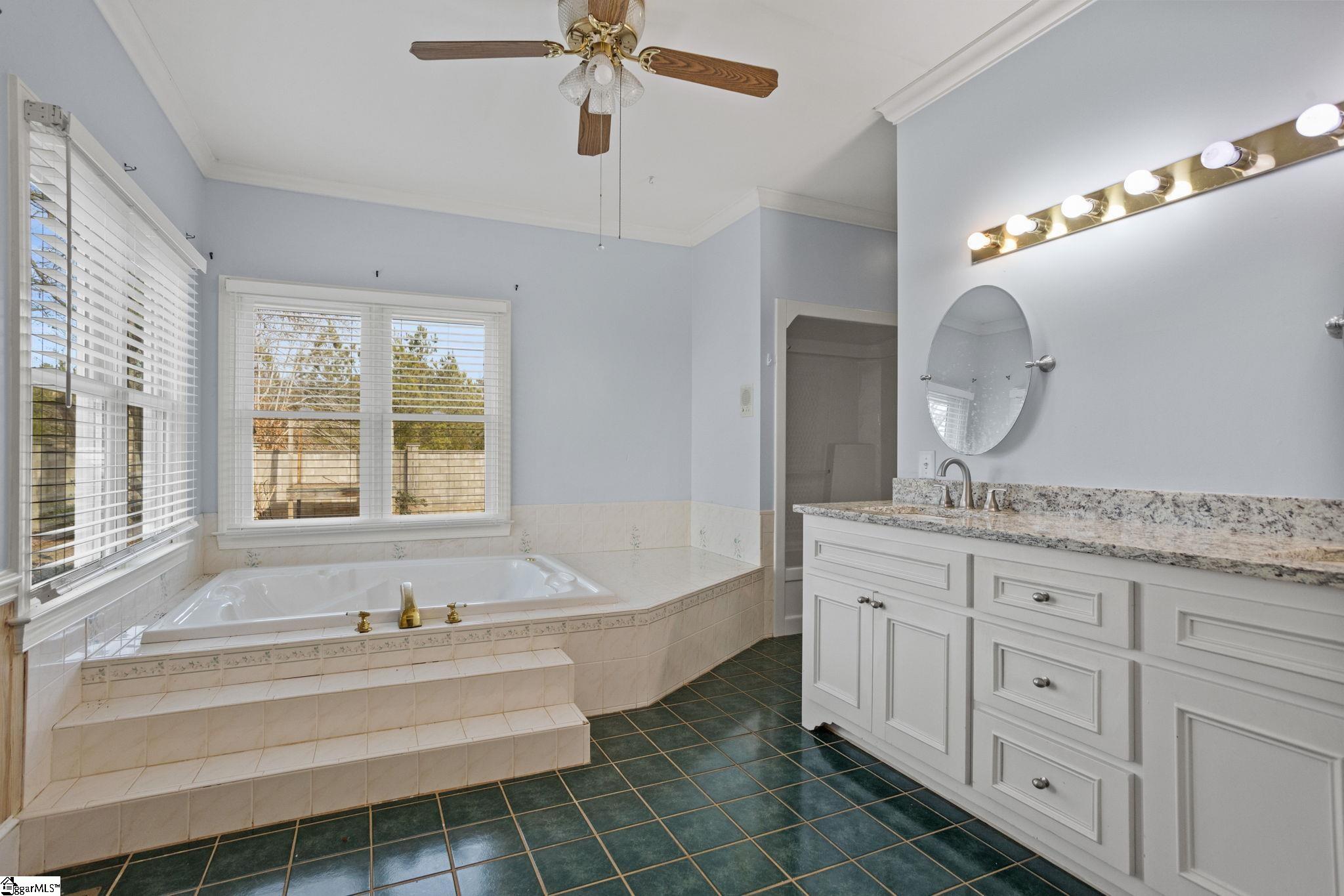 414 Giggle Drive Property Photo 19